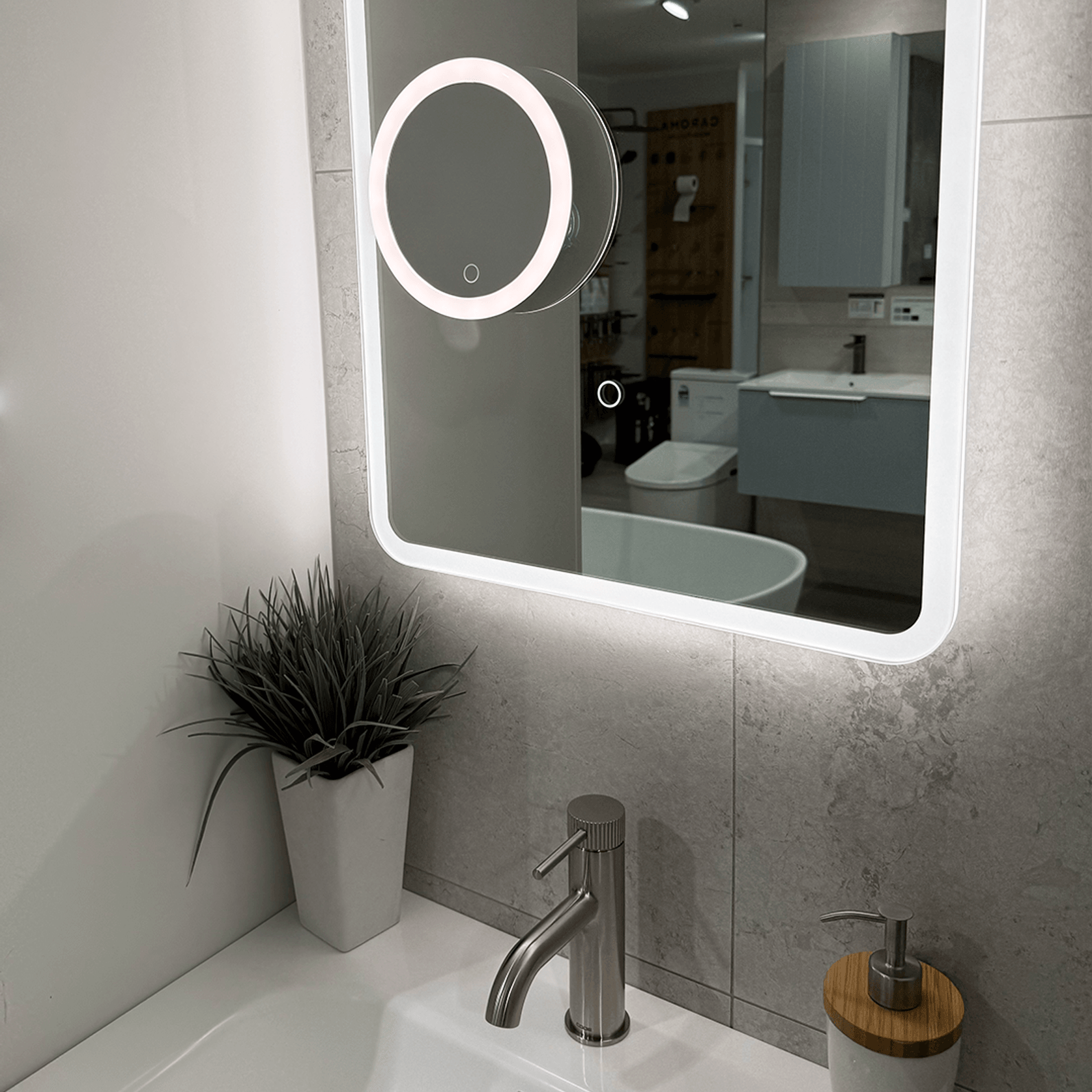 Pavia Mini LED Makeup Mirror gallery detail image