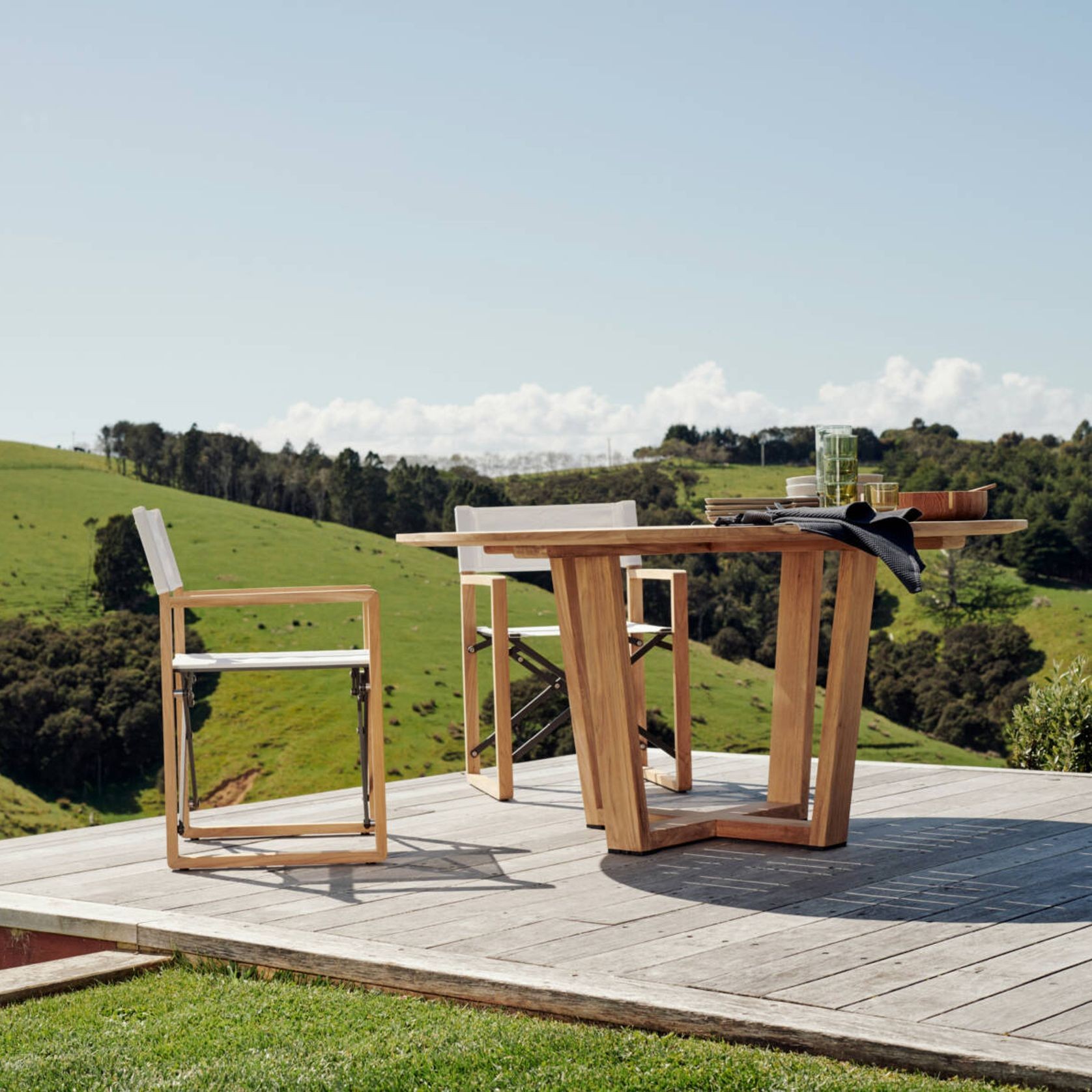 Pegasus Dining Table Large | Outdoor Furniture gallery detail image