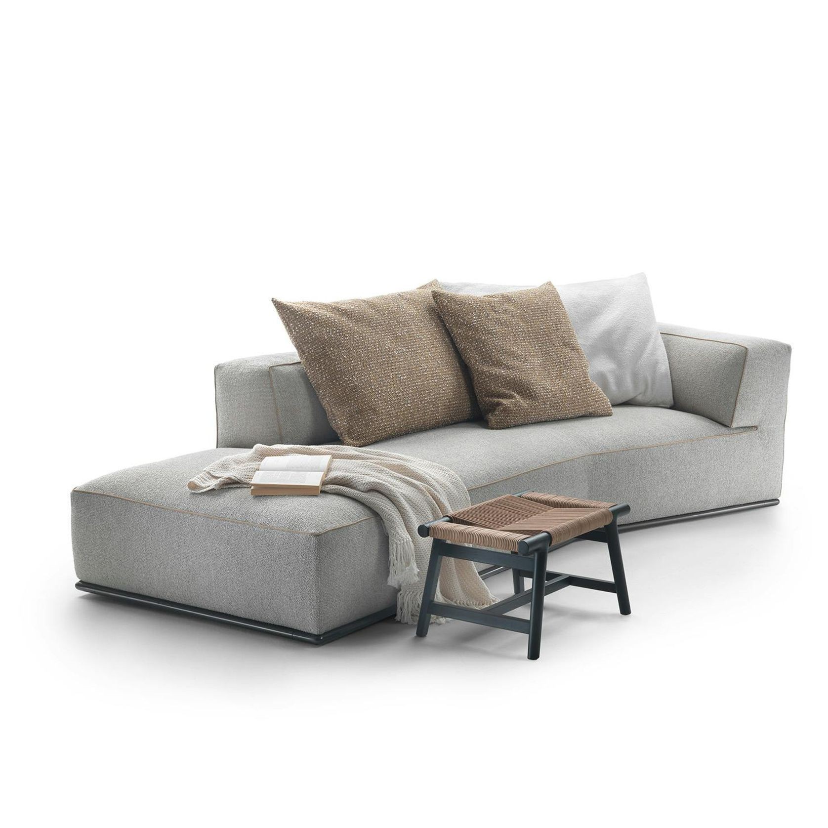 Perry Sofa By Flexform gallery detail image