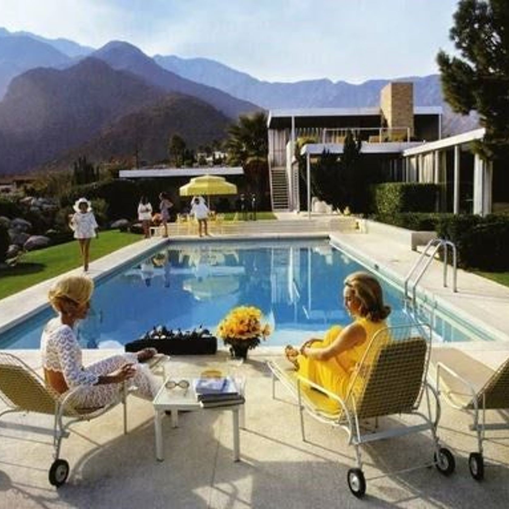 Poolside Glamour gallery detail image