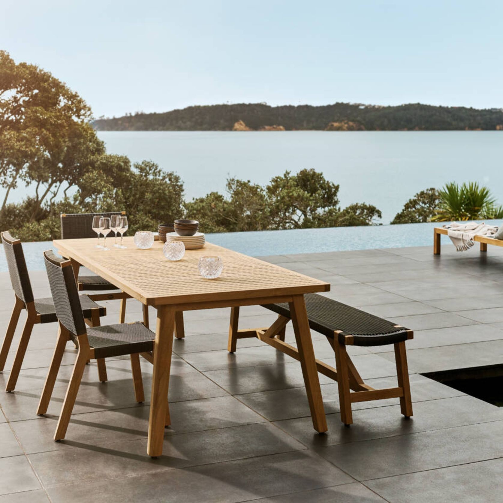 Porter Rectangle Medium Dining Table  | Outdoor gallery detail image