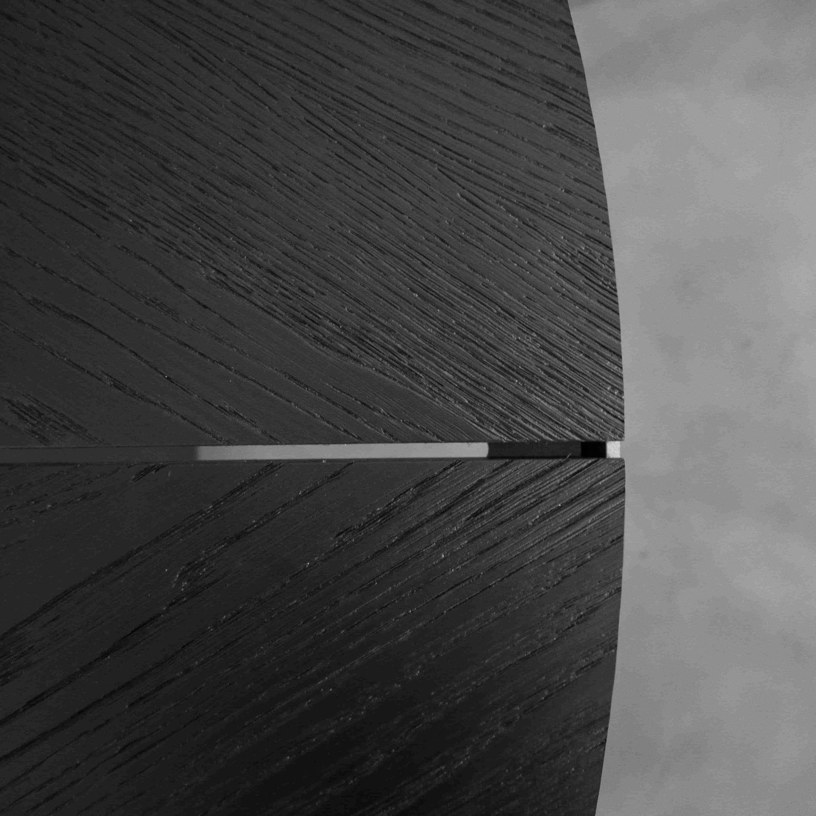 Side to Side Table Round gallery detail image