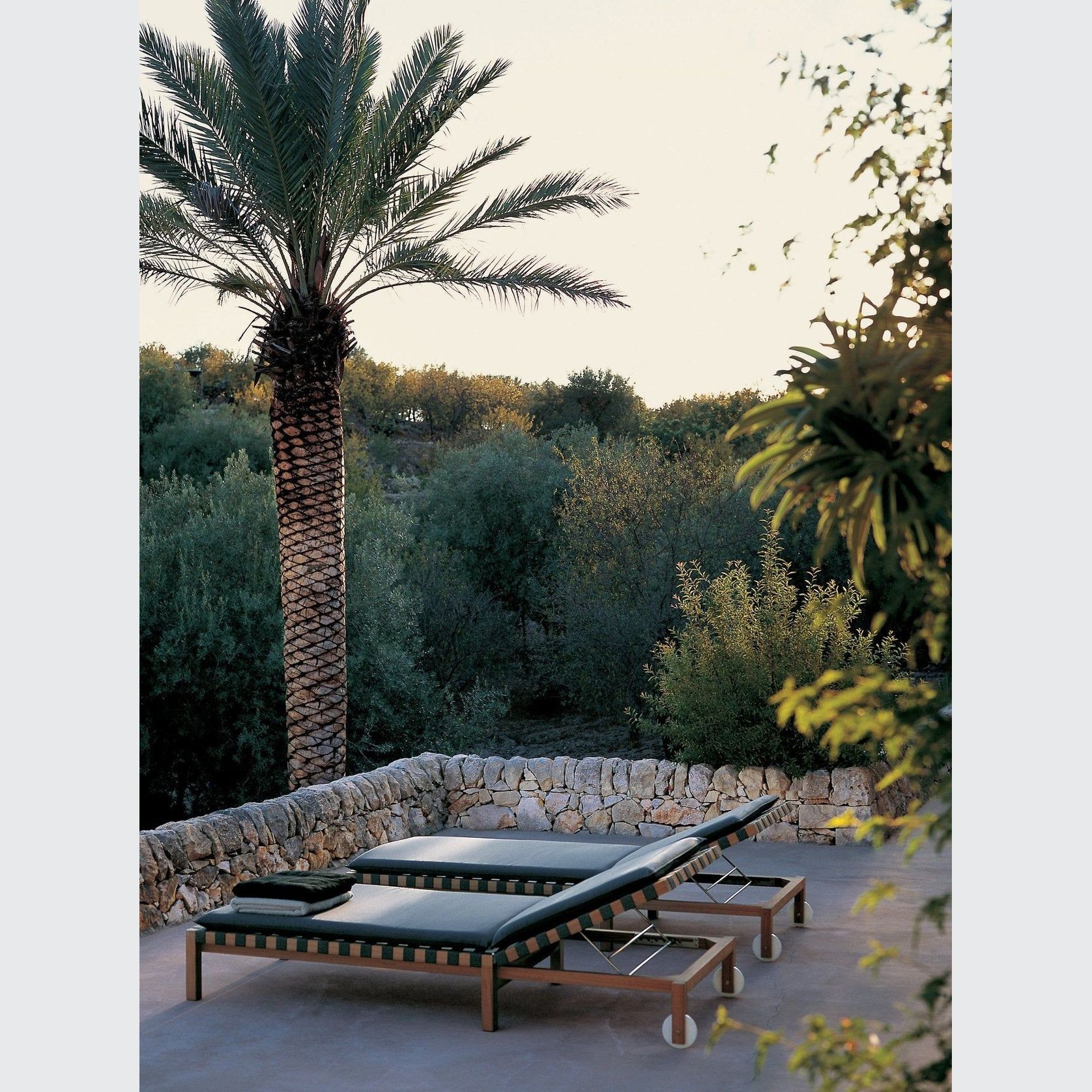 Mistral Sunlounger gallery detail image