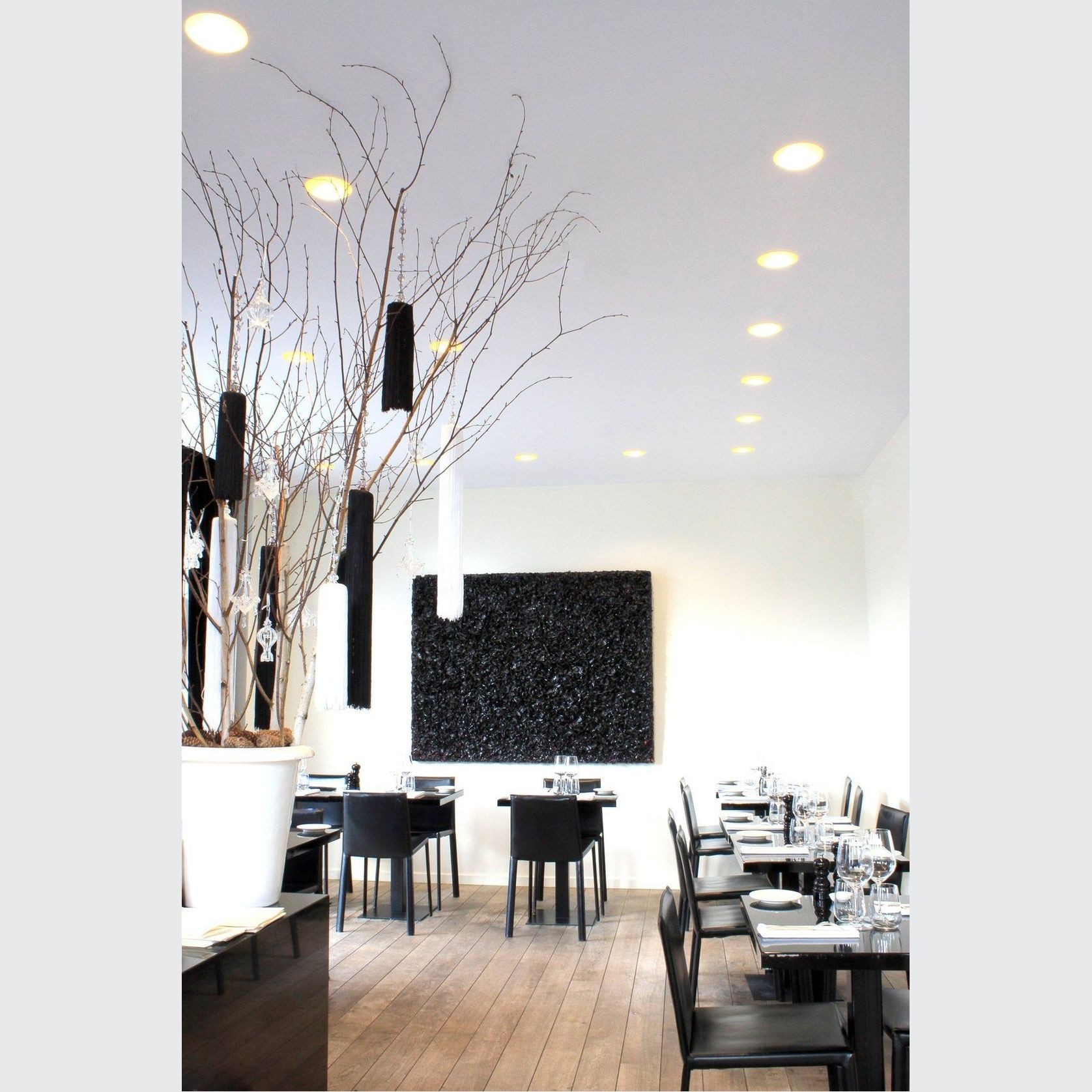 Kap Adjustable Round gallery detail image