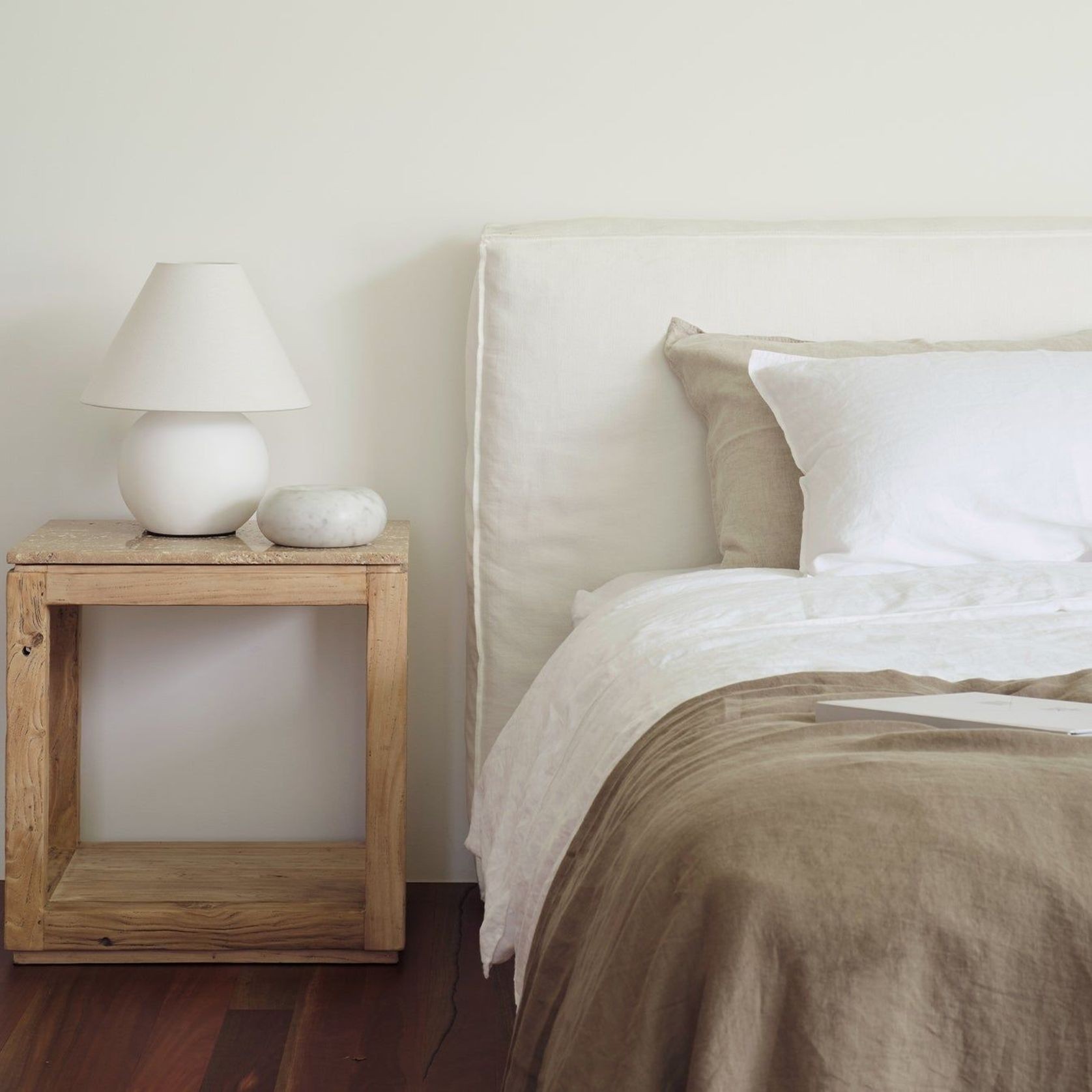 Axol Side Table gallery detail image