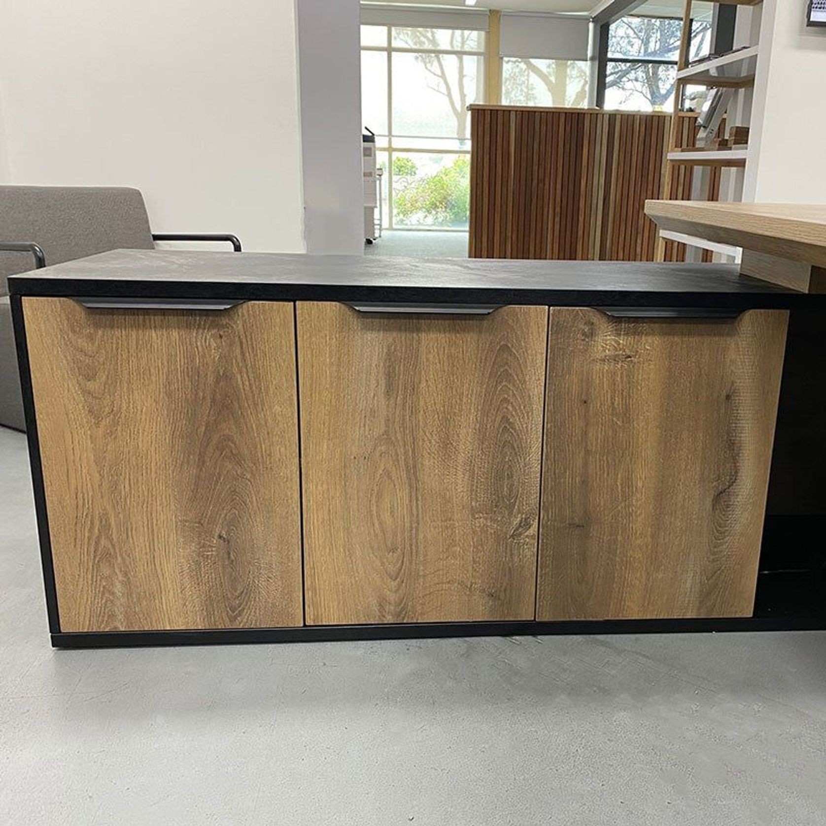 PHOENIX Executive Desk with Left Return 2.2M - Warm Oak & Black gallery detail image