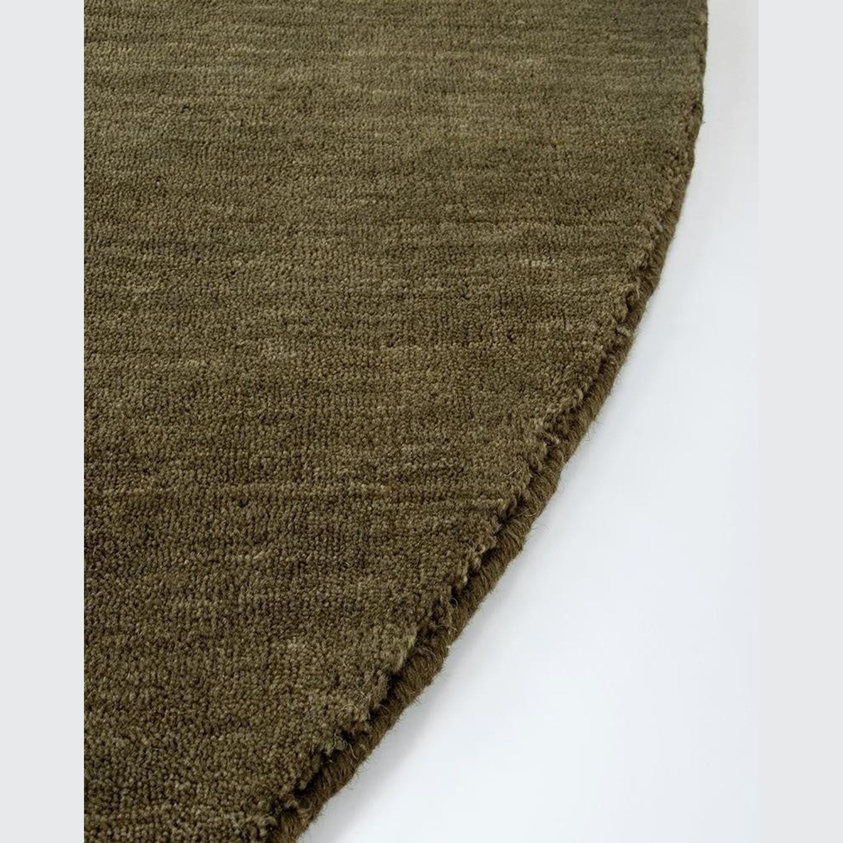Baya Sandringham 100% Wool Round Rug - Moss gallery detail image