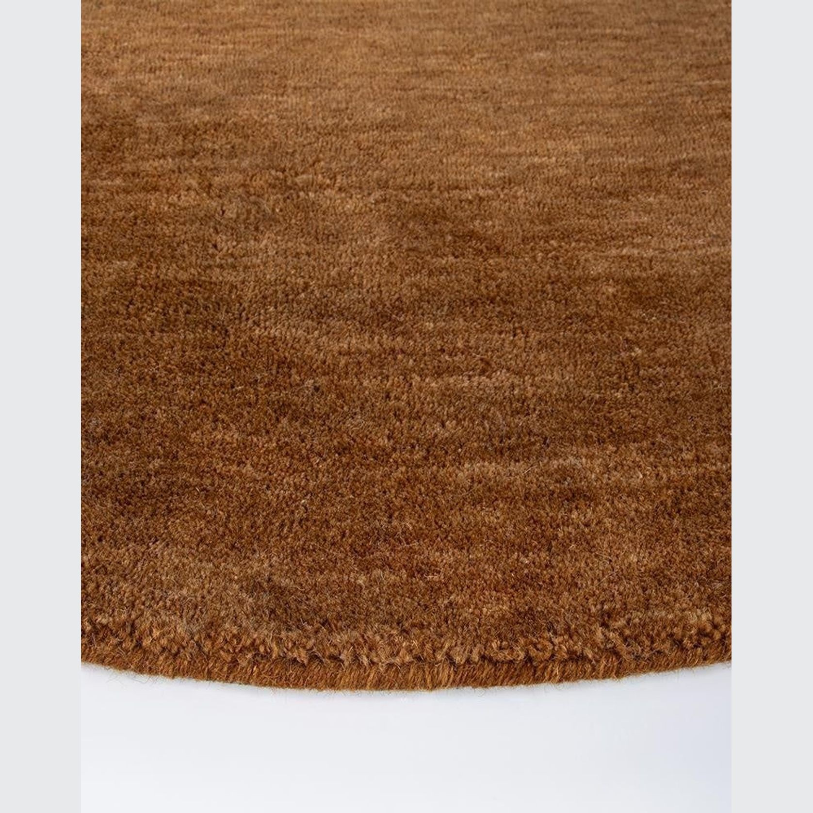 Baya Sandringham 100% Wool Round Rug - Pecan gallery detail image