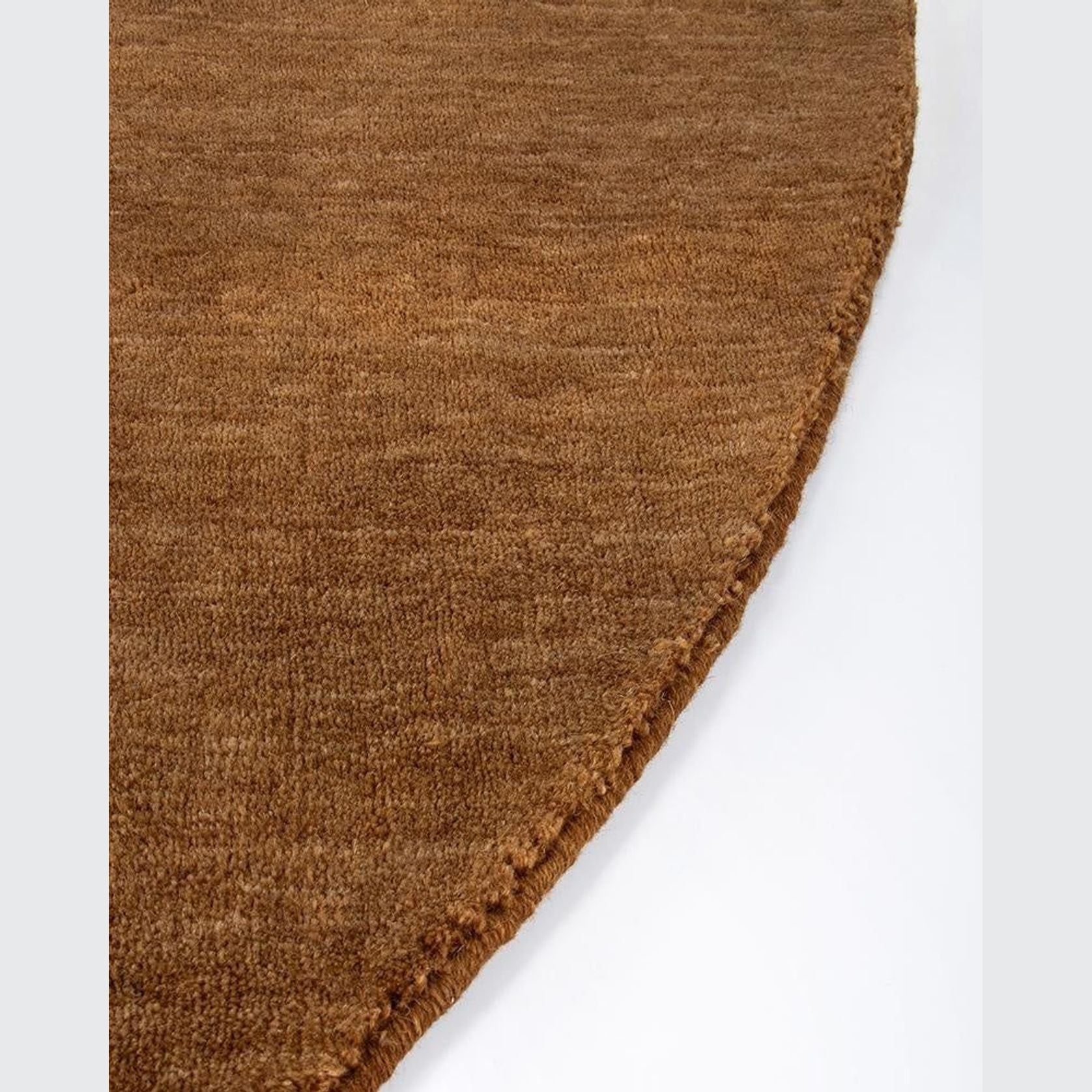 Baya Sandringham 100% Wool Round Rug - Pecan gallery detail image