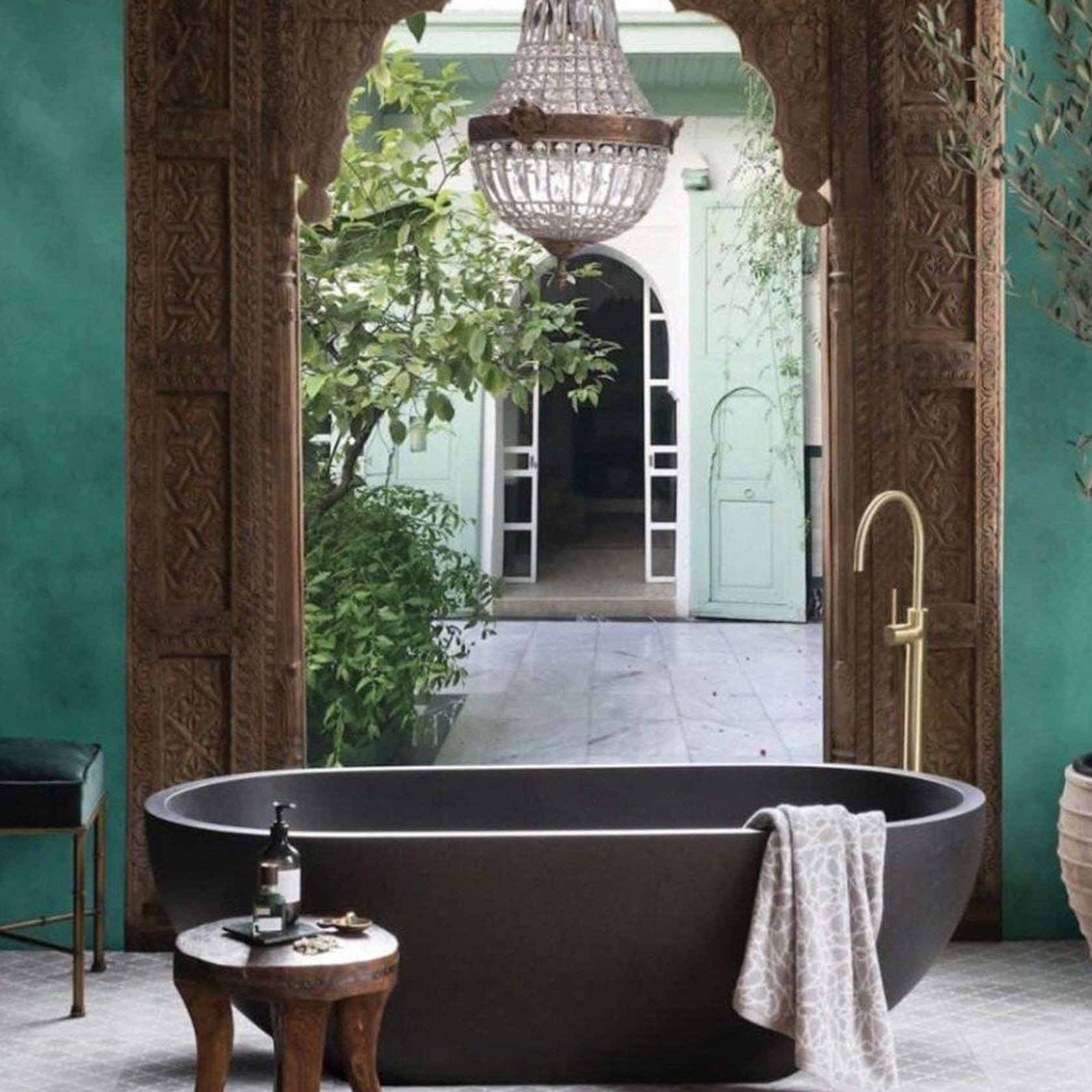Pietra Bianca Ryese Freestanding Stone Bath gallery detail image