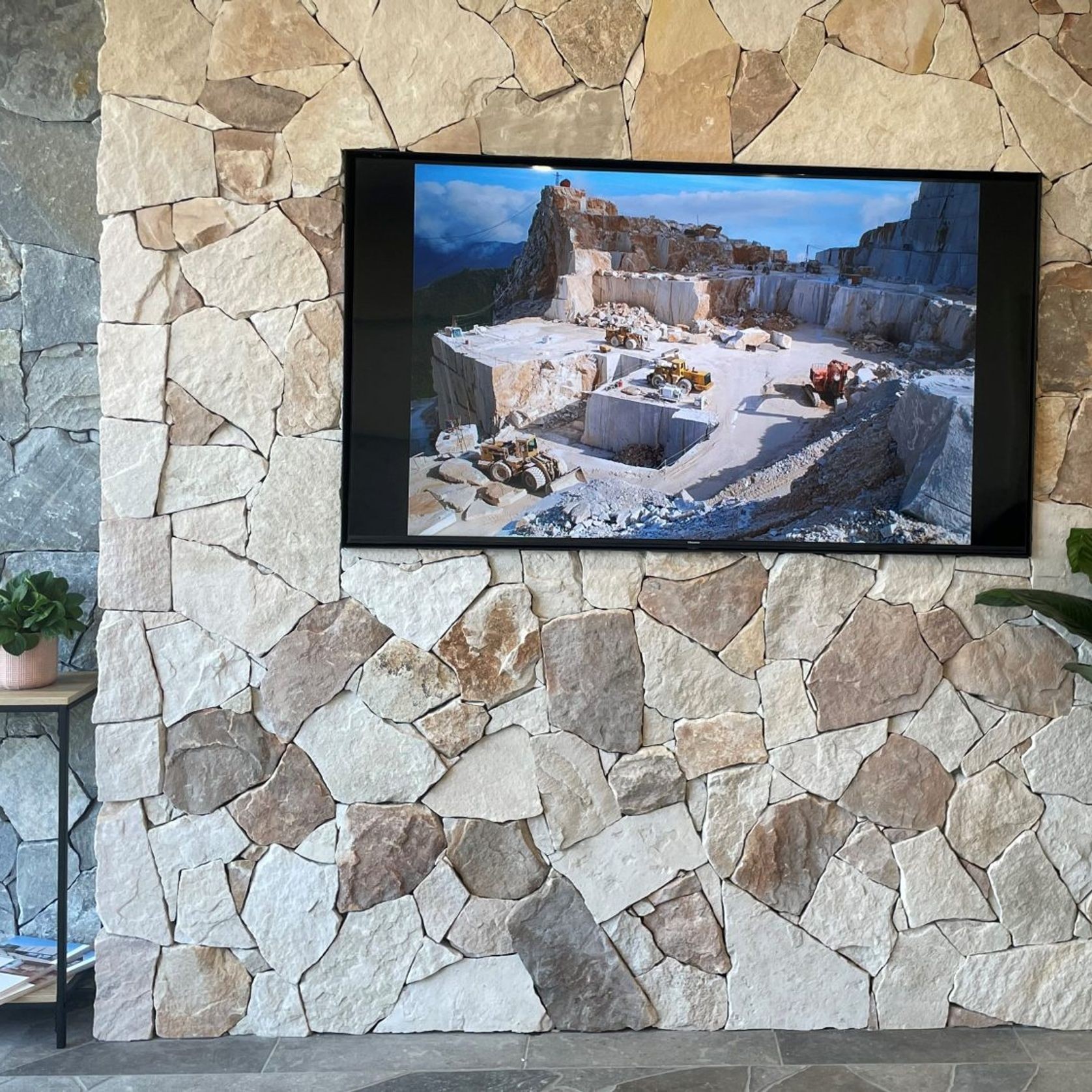Santa Cruz Stone Wall Cladding gallery detail image
