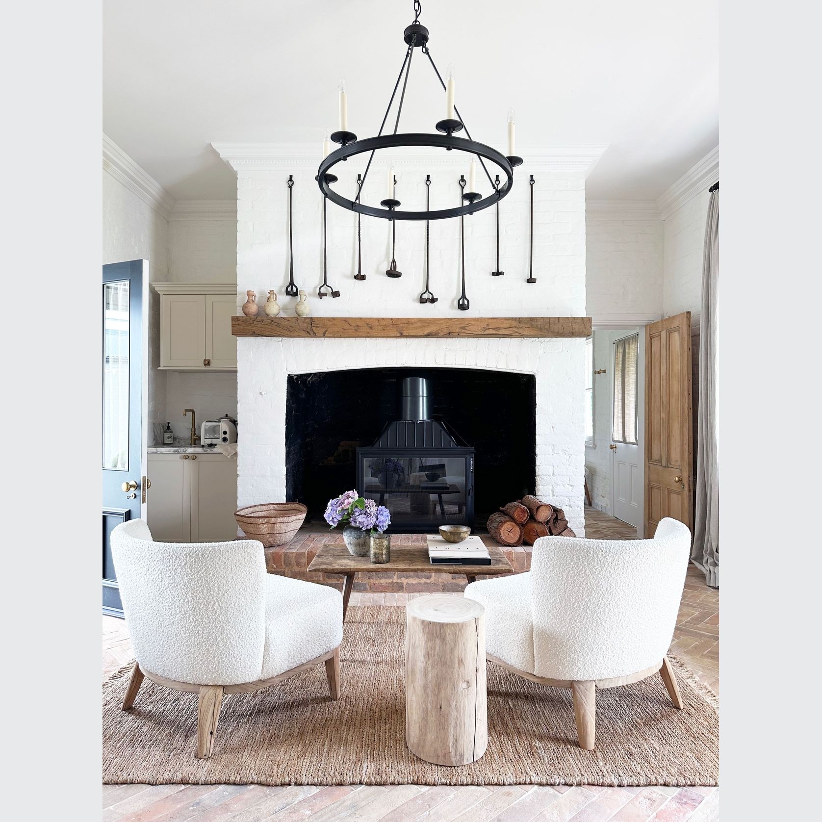 Seguin Super 9 Cheminee Fireplace gallery detail image