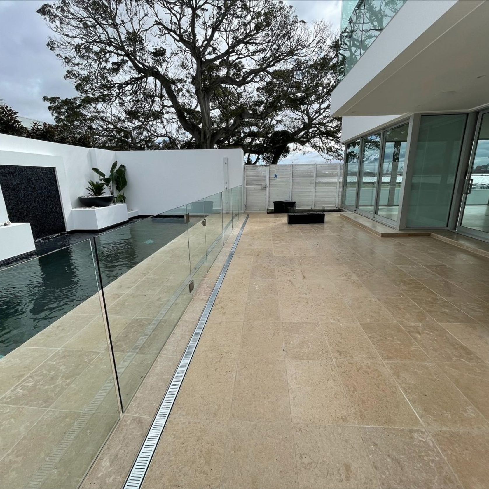 Sinai Pearl Brushed Limestone Tiles gallery detail image