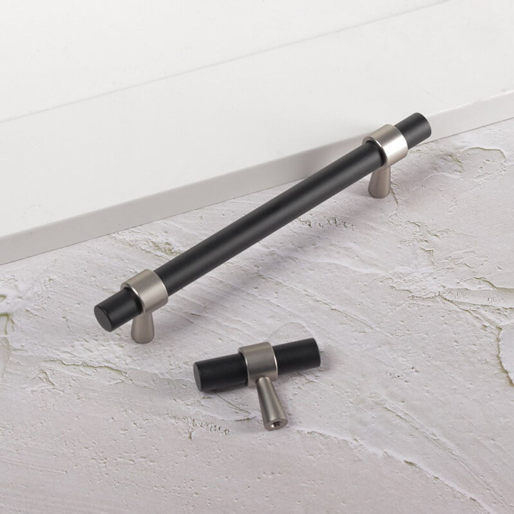 KT&CO Kitchen handles pull matte black Nickel Byron Bay gallery detail image