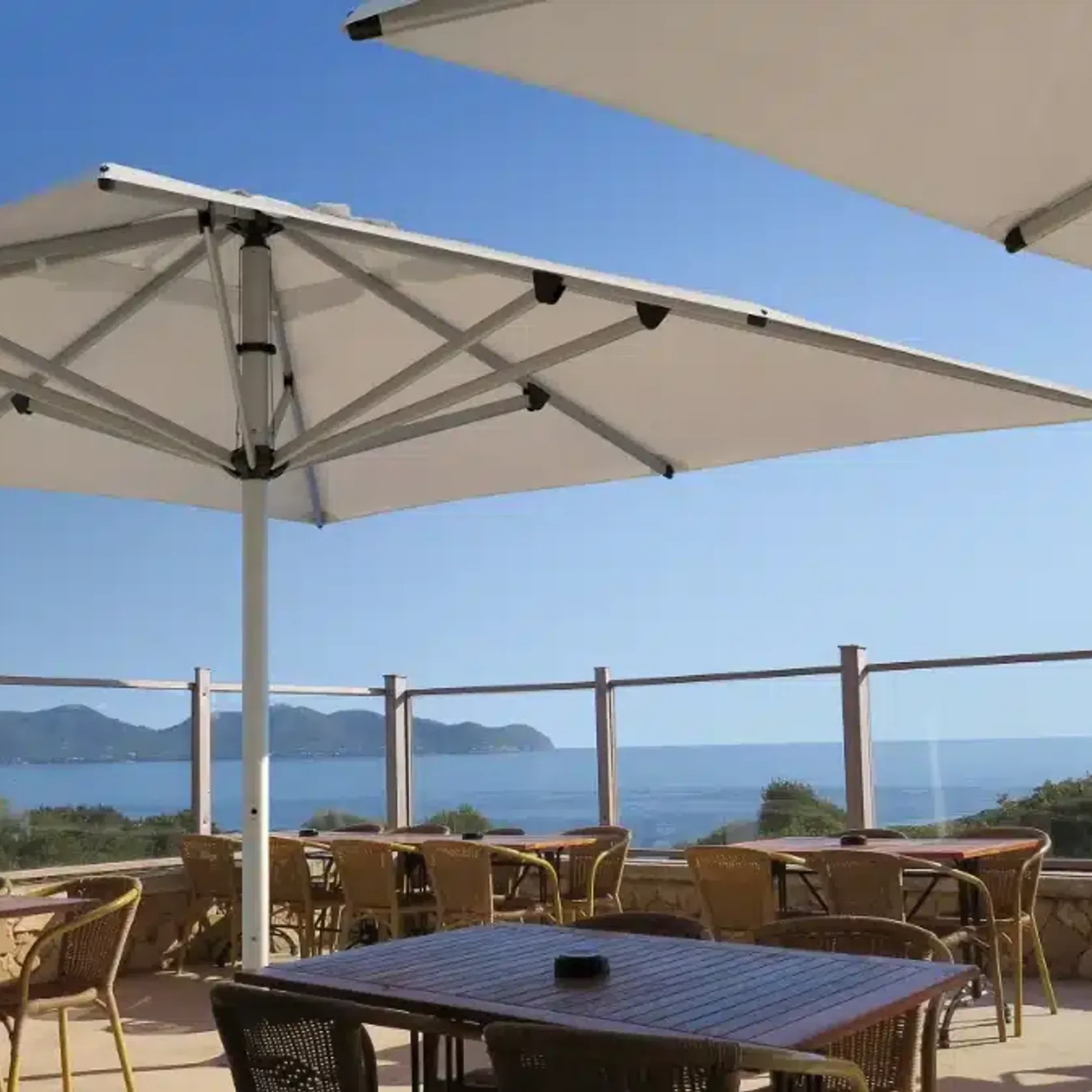 Shadowspec Su10 Commercial Centre Pole Umbrella gallery detail image