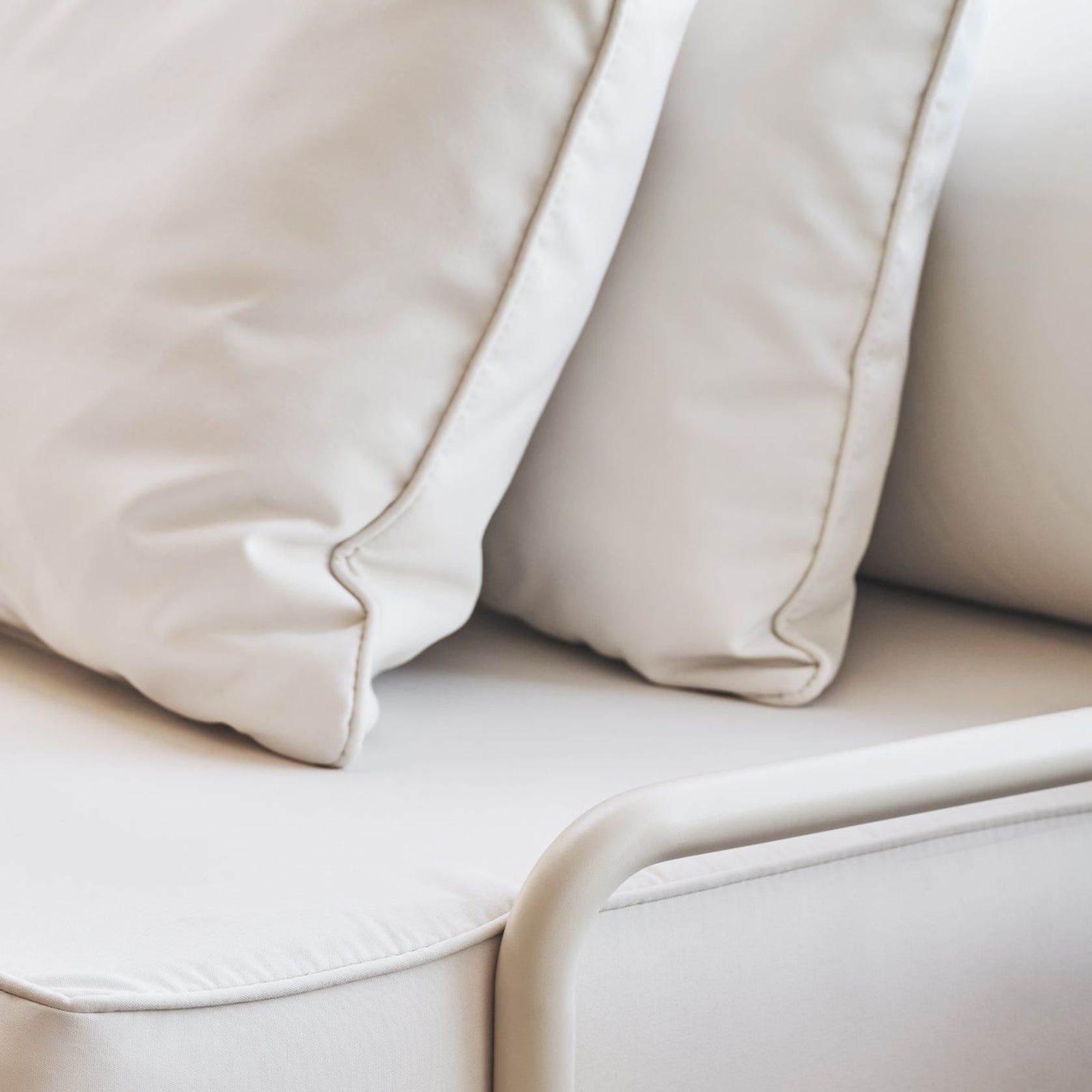 Outdoor Rowe Sofa gallery detail image