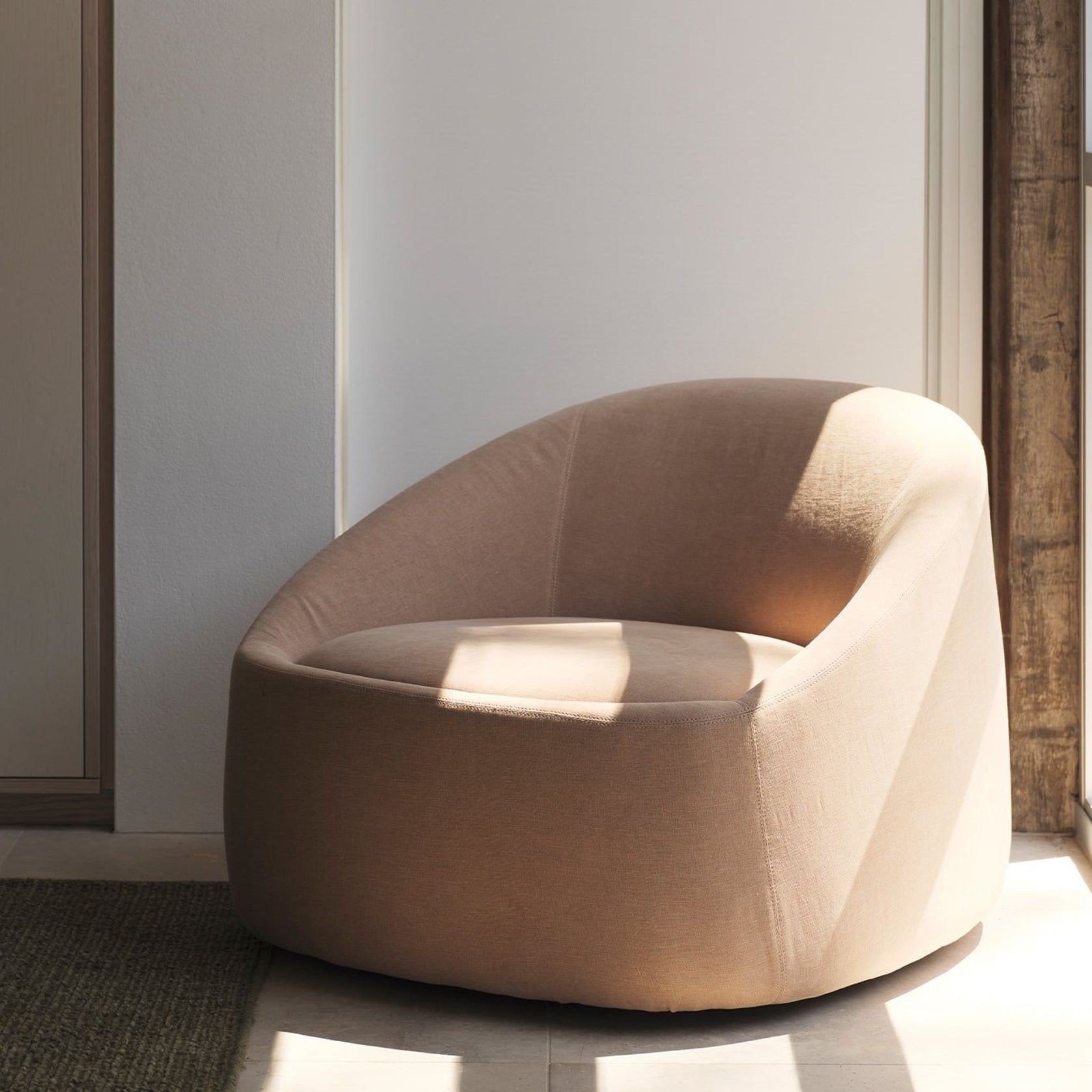 Gallo Swivel Occasional Chair gallery detail image
