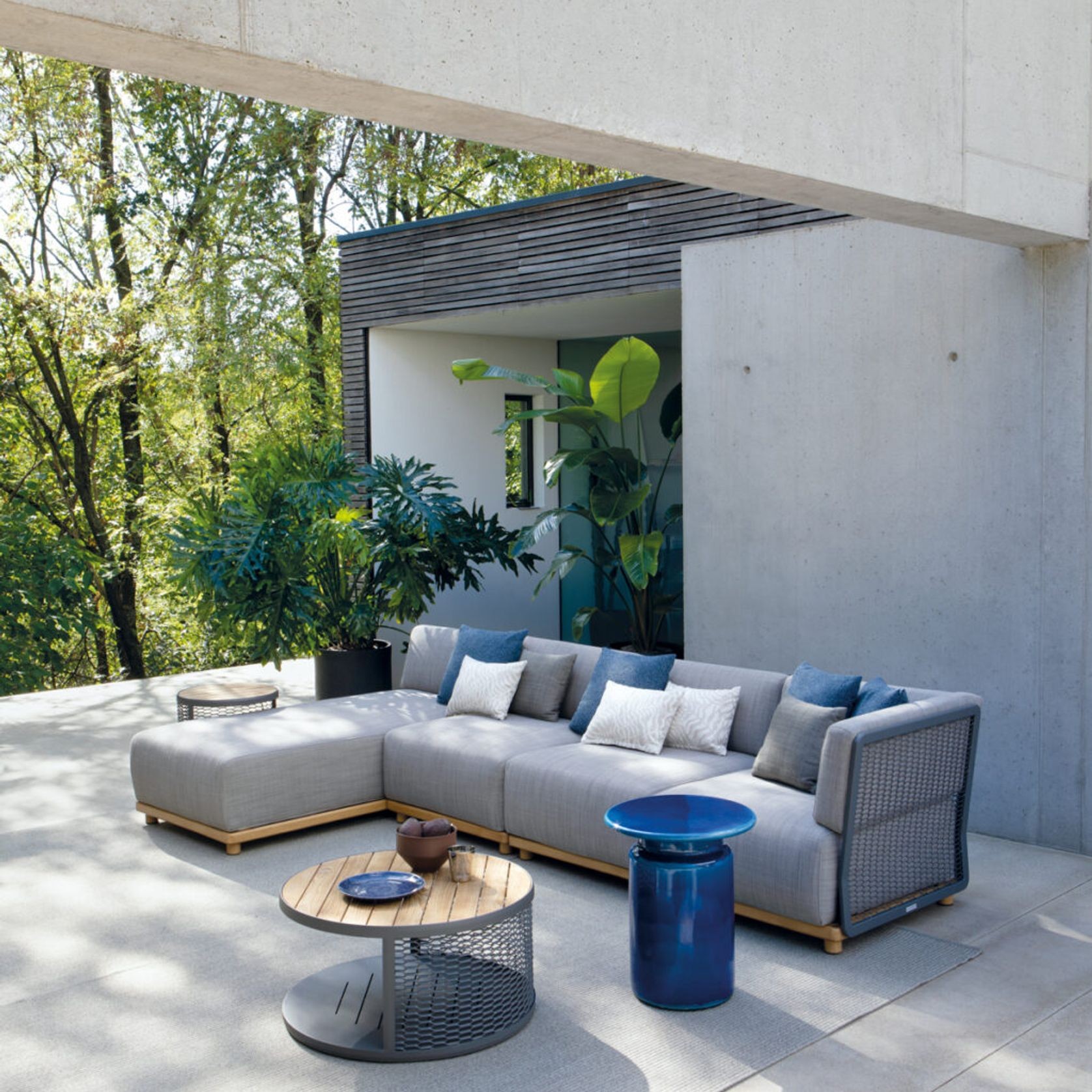 Switch Outdoor Sofa by Atmosphera gallery detail image