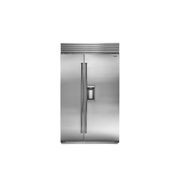 Classic Series Side-by-Side Refrigerator/Freezer gallery detail image