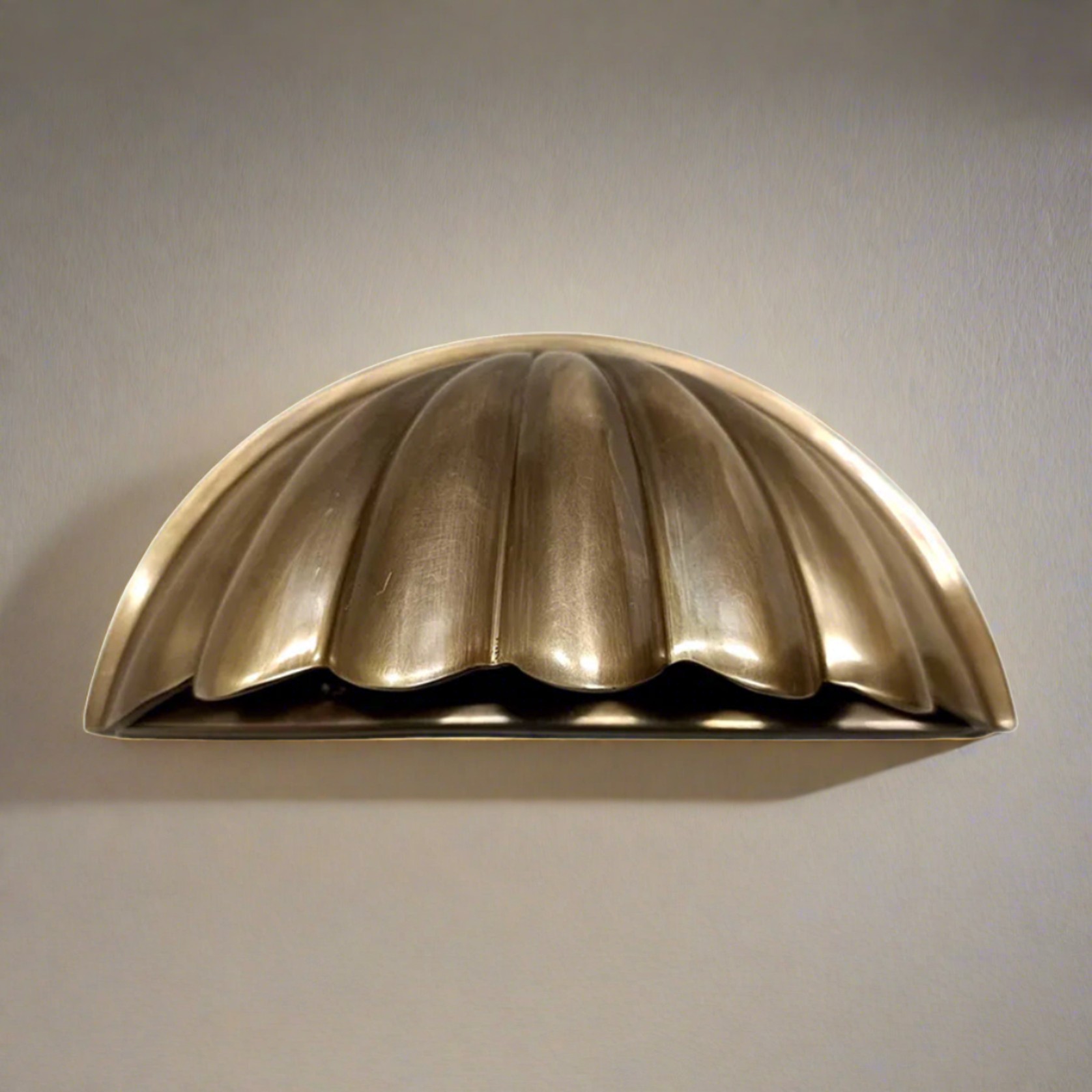 Scallop Wall Light gallery detail image