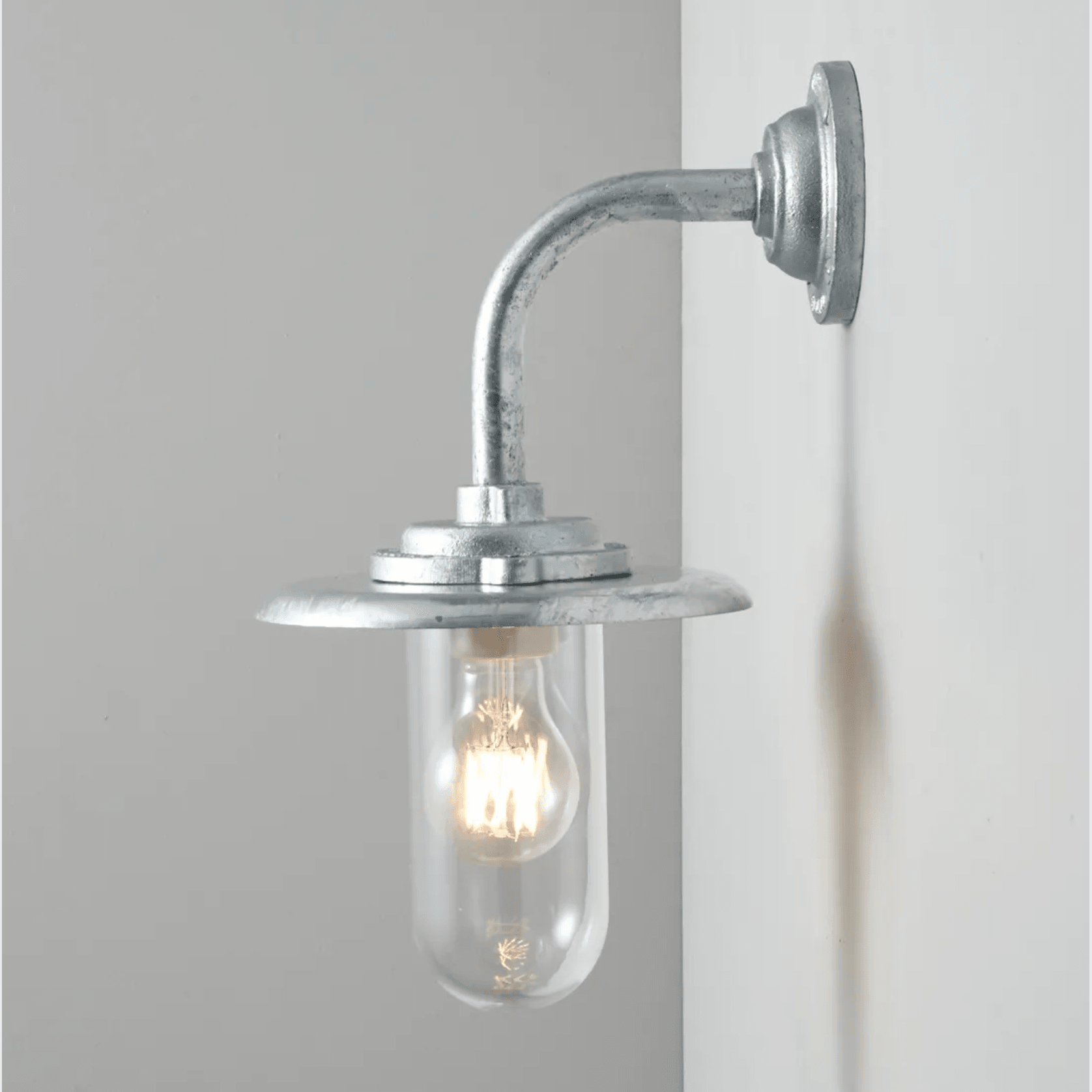 Exterior Bracket Light 7677 gallery detail image