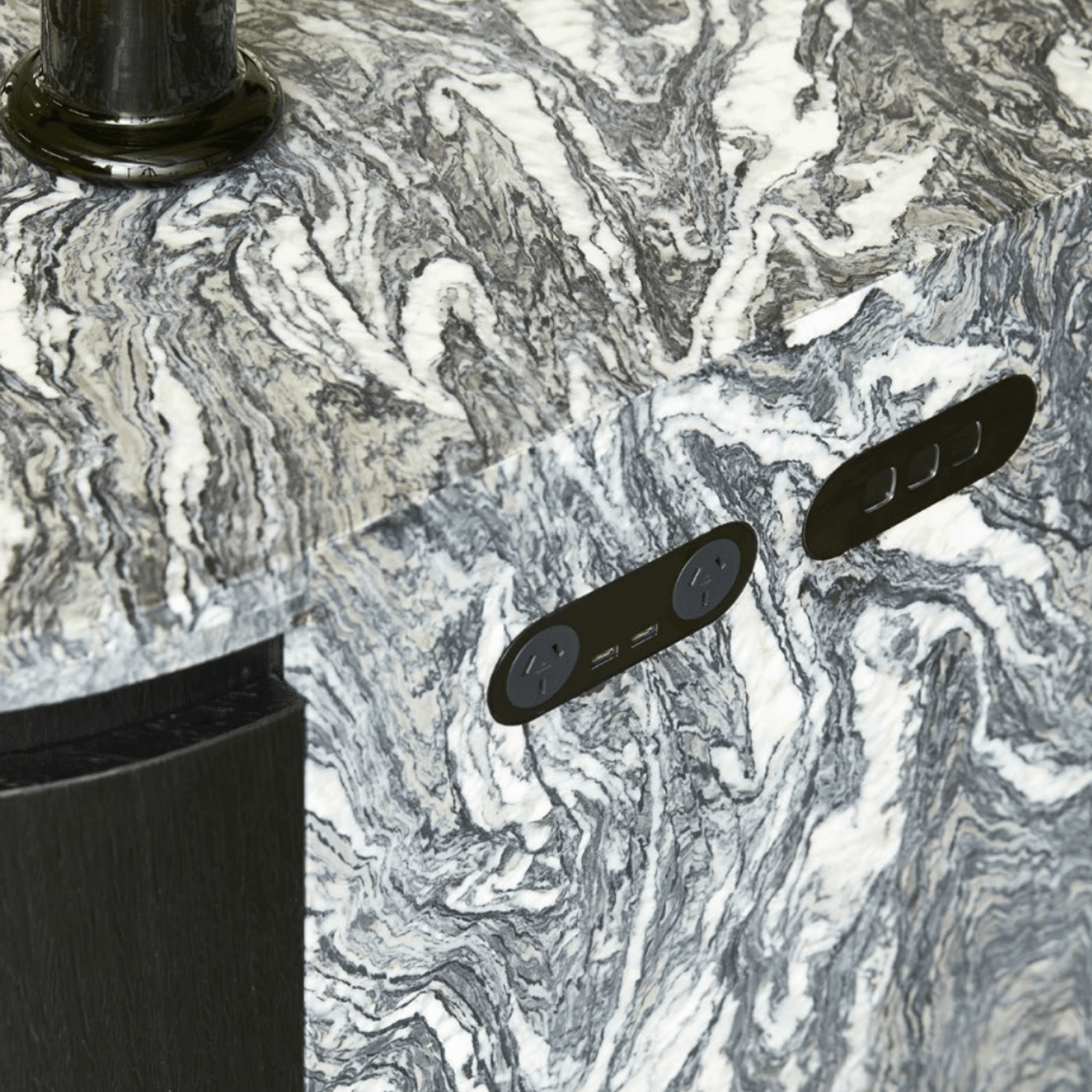13 Carbon Double Outlet Faceplate gallery detail image