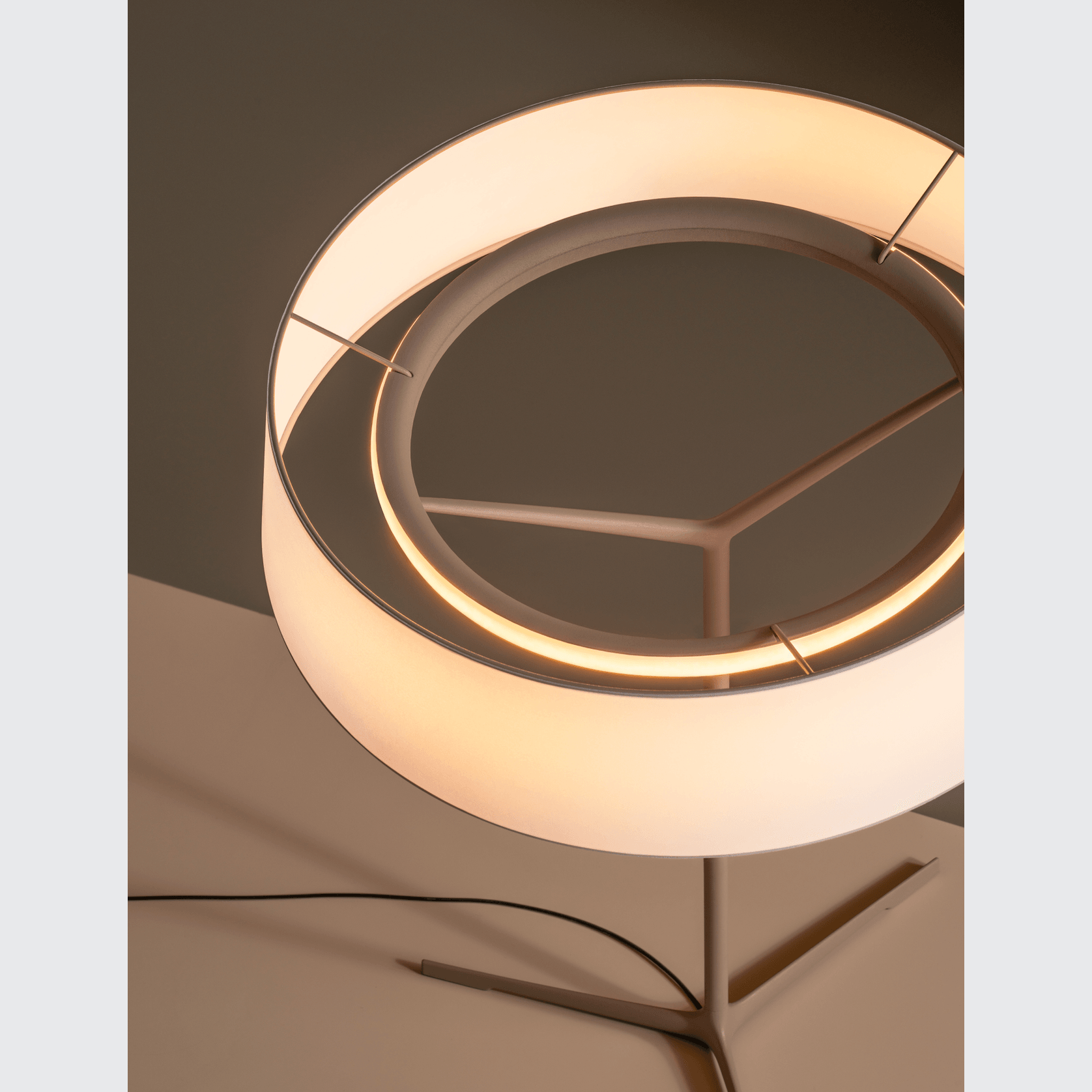 Dama gallery detail image