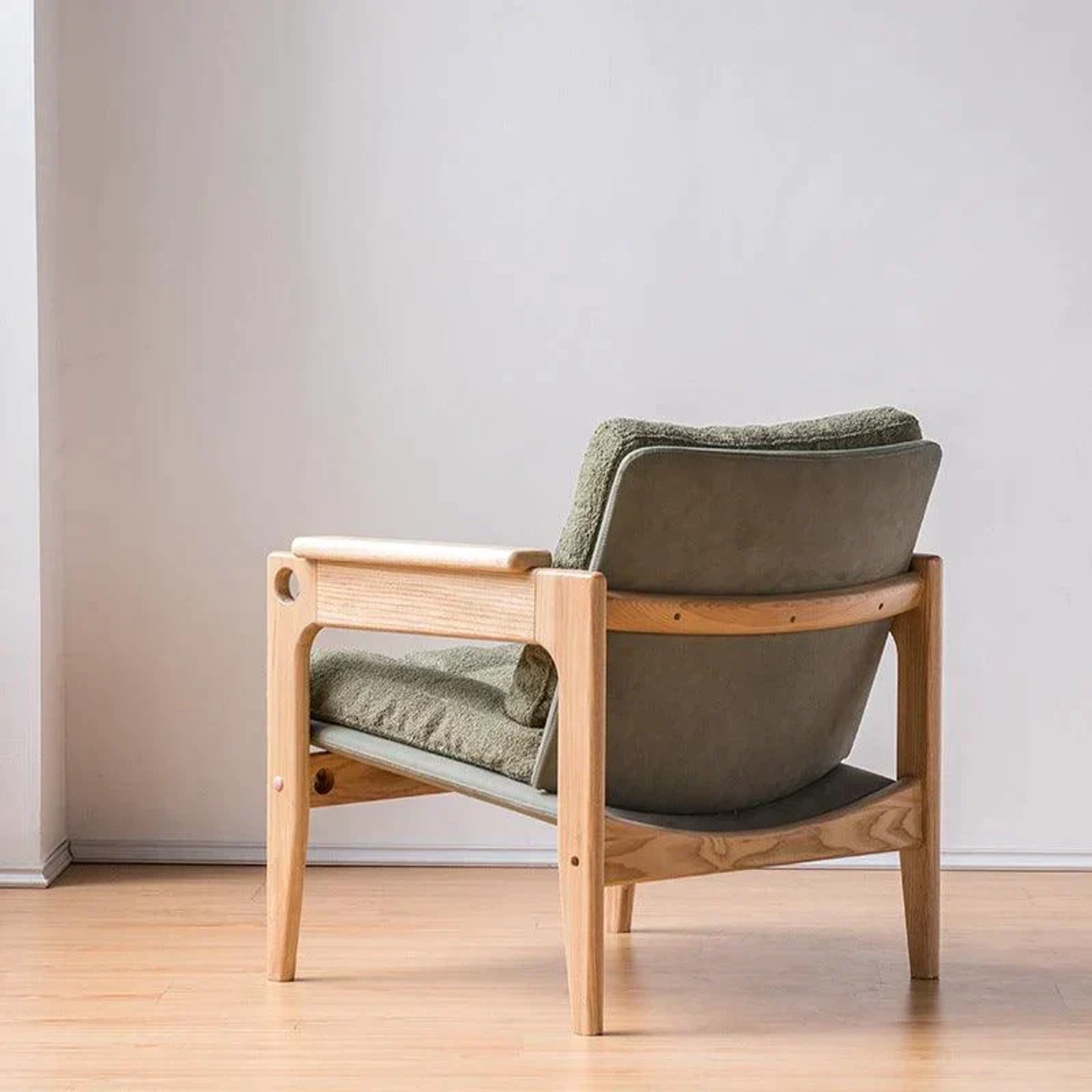 Soni Leisure Armchair gallery detail image