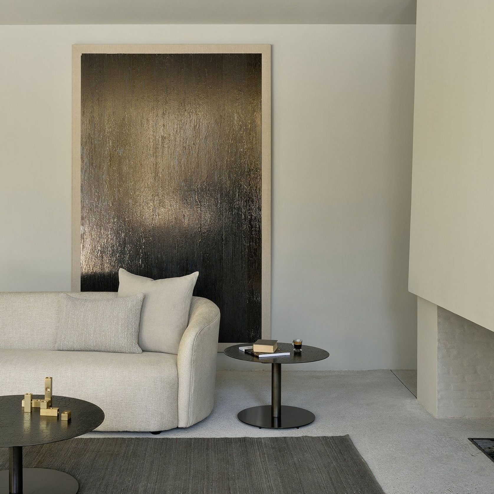 Sphere coffee table gallery detail image