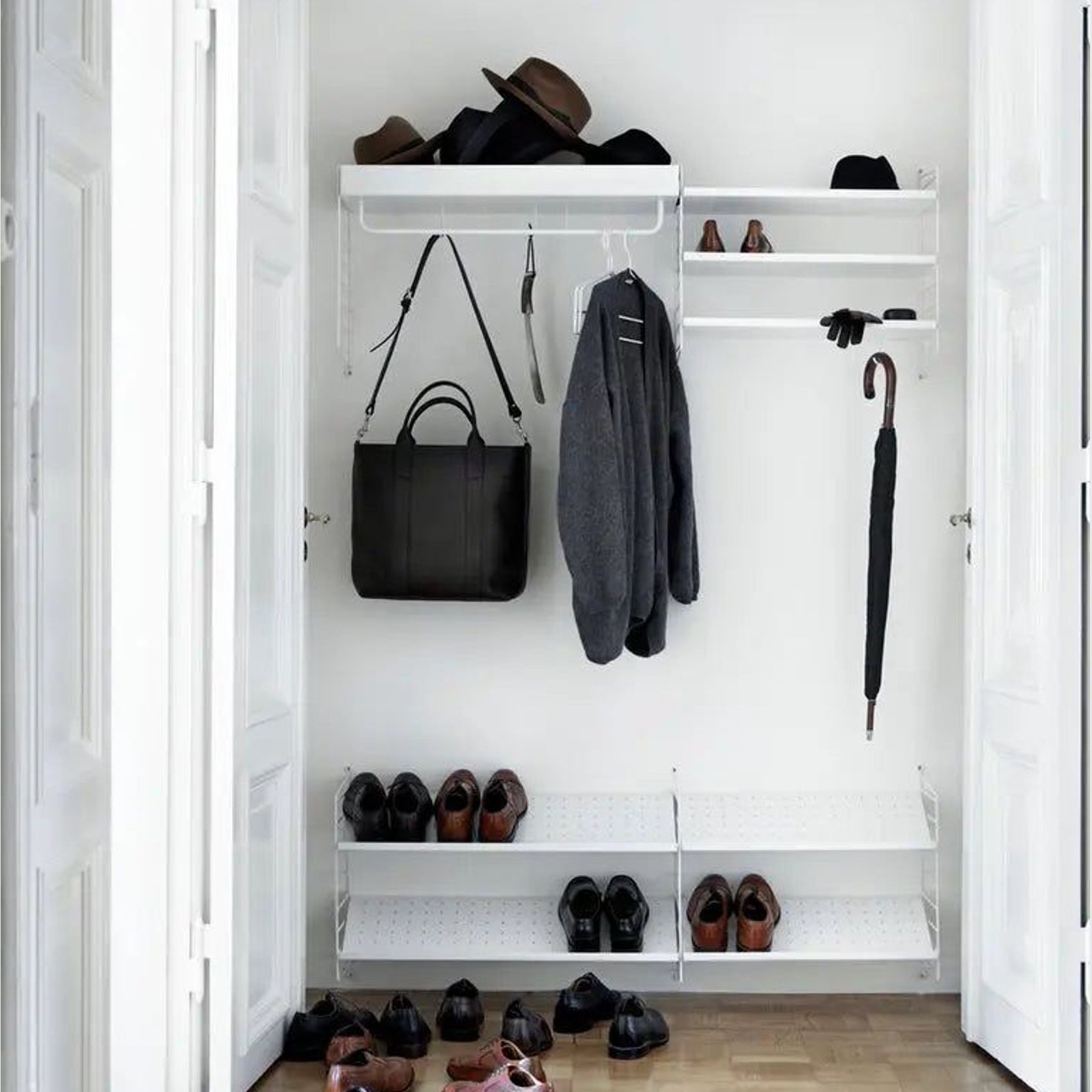 String Shoe Metal Shelf gallery detail image
