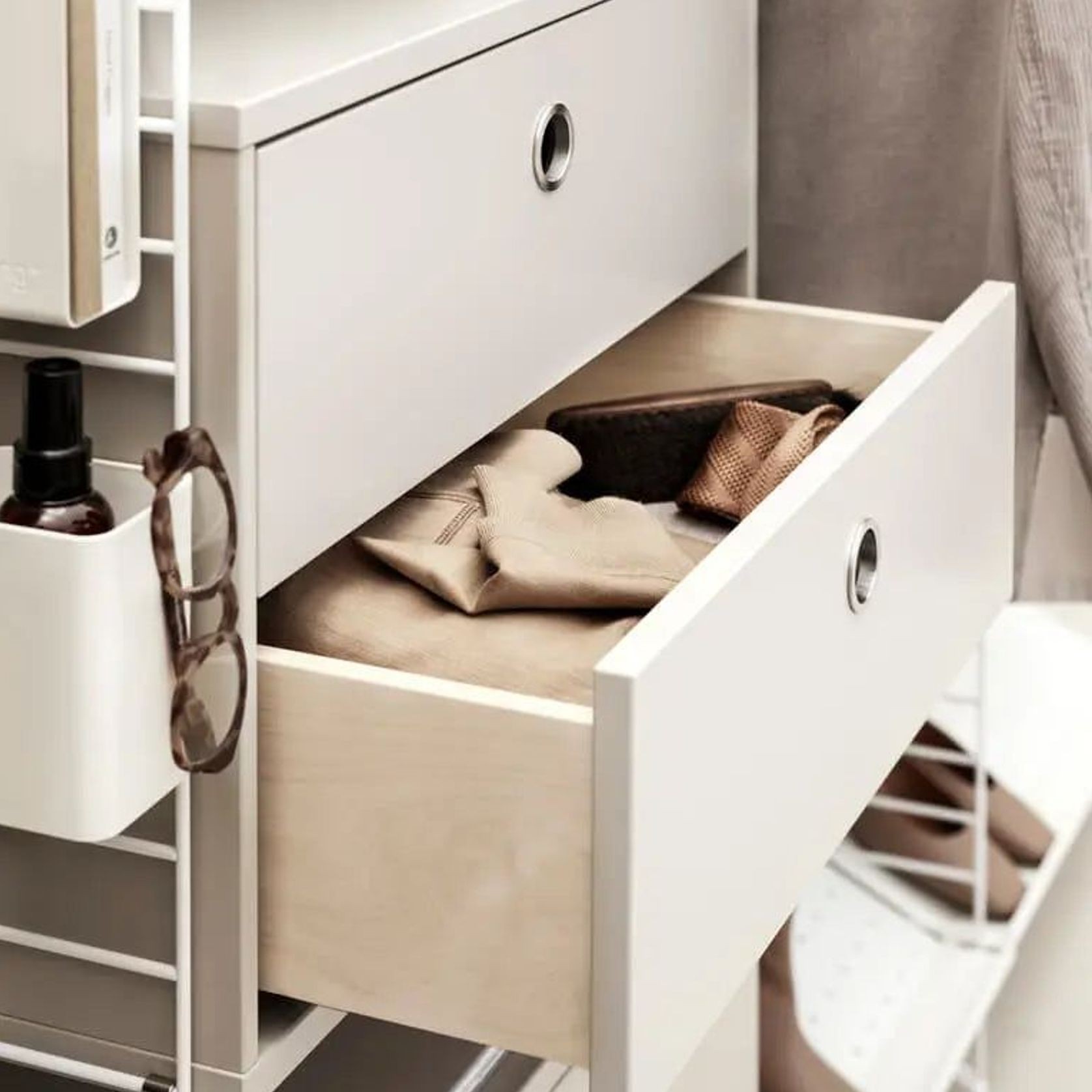 String Chest of Drawers gallery detail image