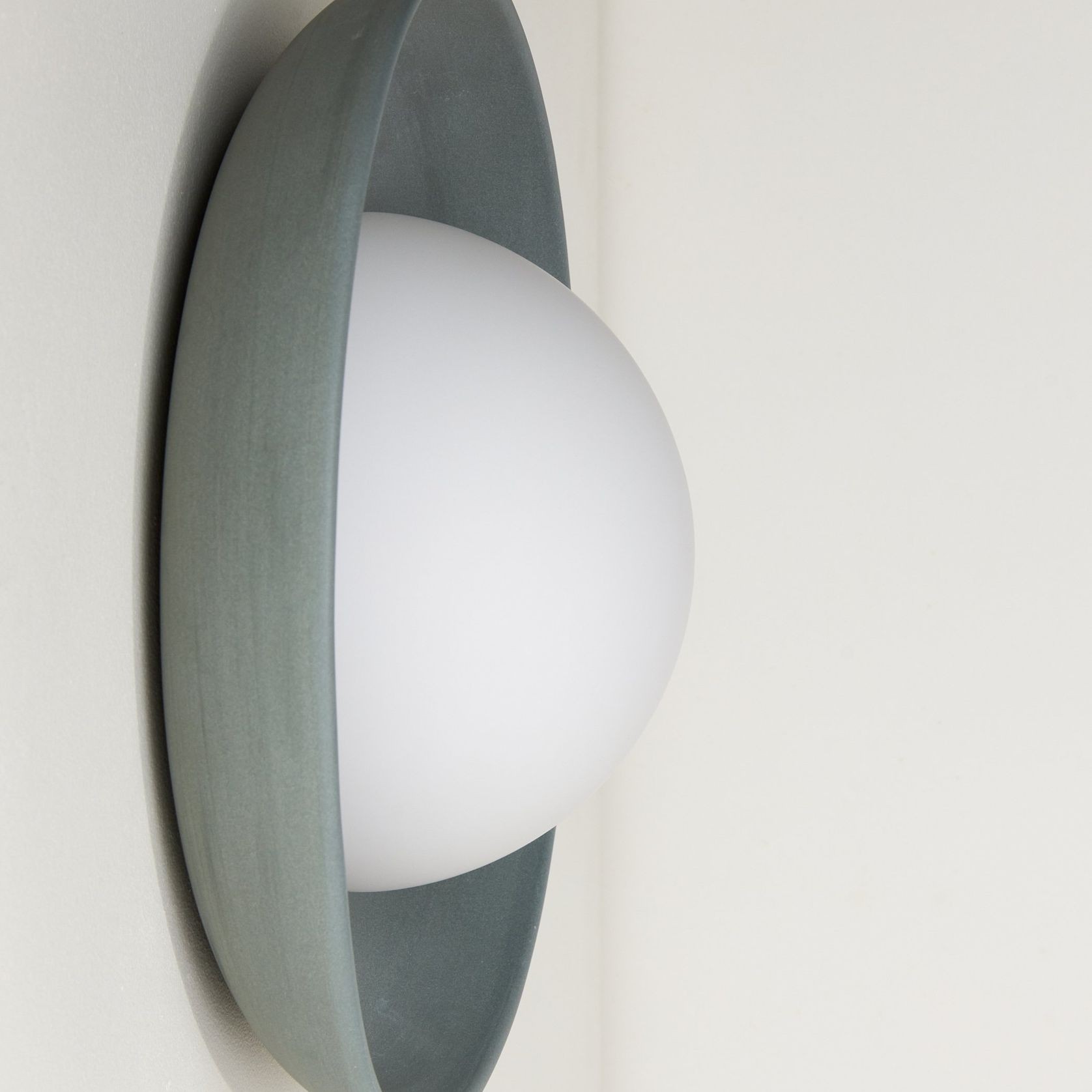 Mani Wide - Sconce gallery detail image