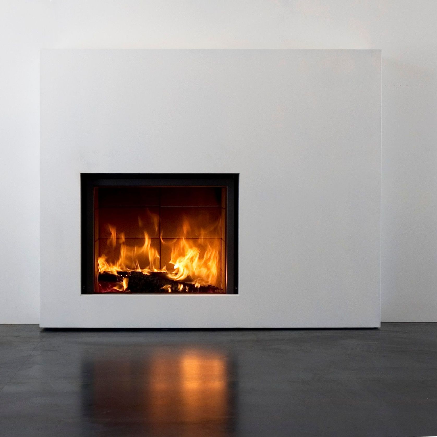 Stuv 21/95 Single Sided Wood Fireplace gallery detail image
