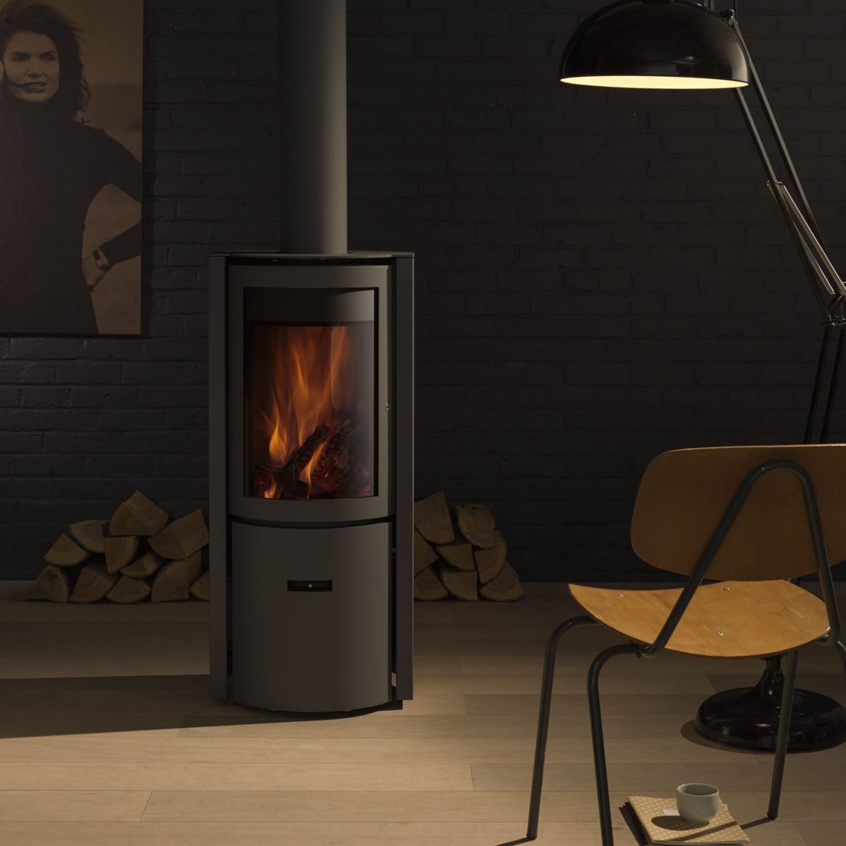 Stuv 30 Compact Low Freestanding Wood Fireplace gallery detail image