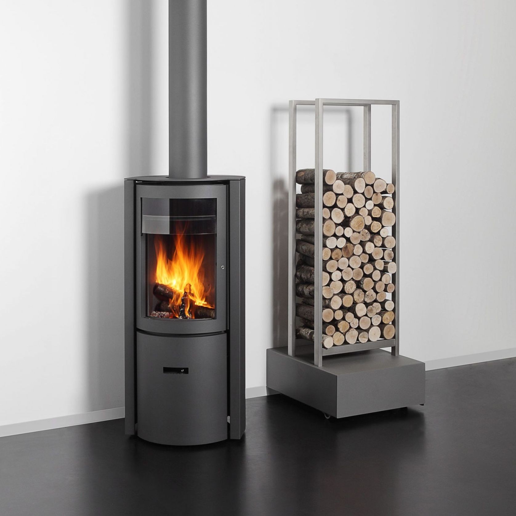 Stuv 30 Compact Low Freestanding Wood Fireplace gallery detail image