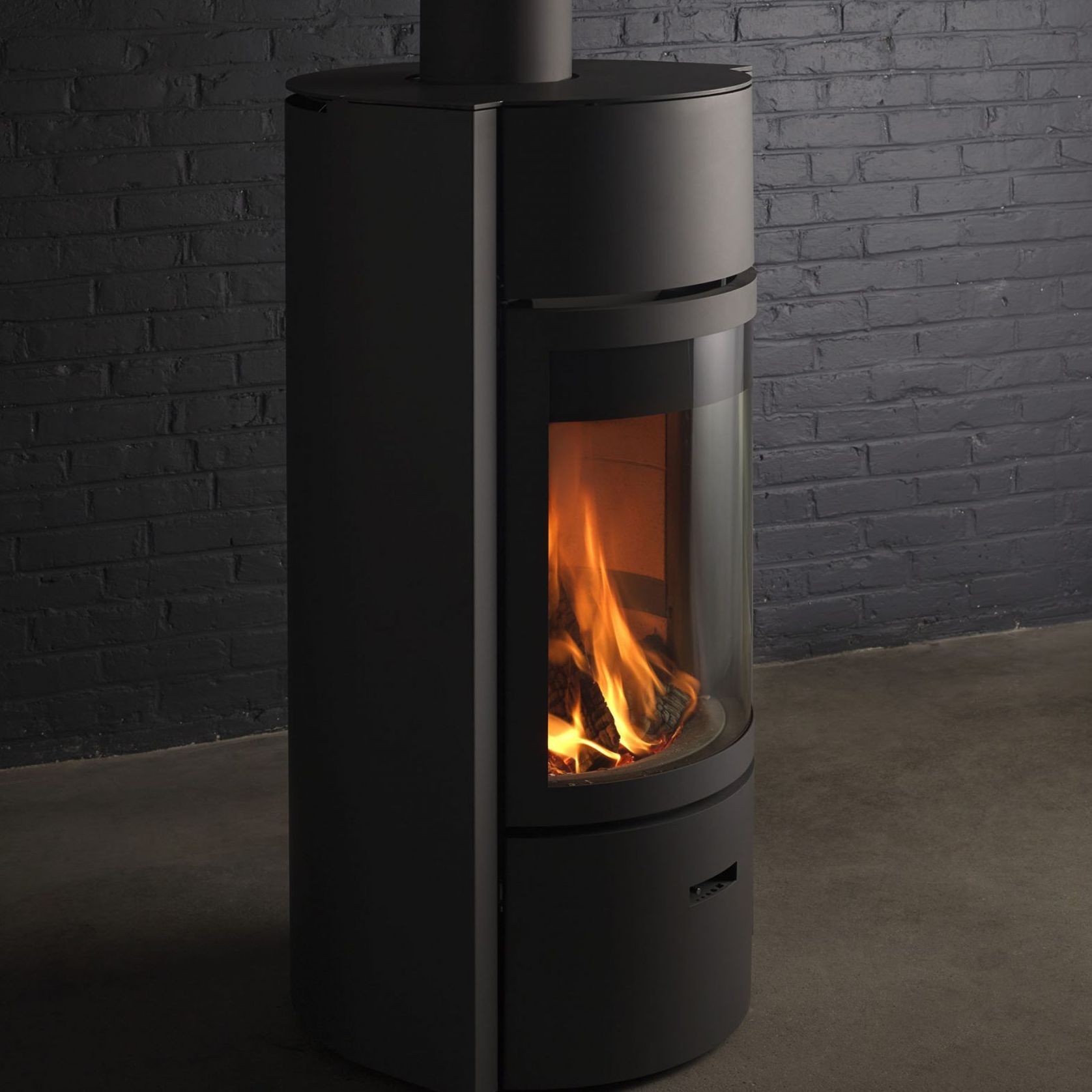 Stuv 30 Low Freestanding Wood Fireplace gallery detail image