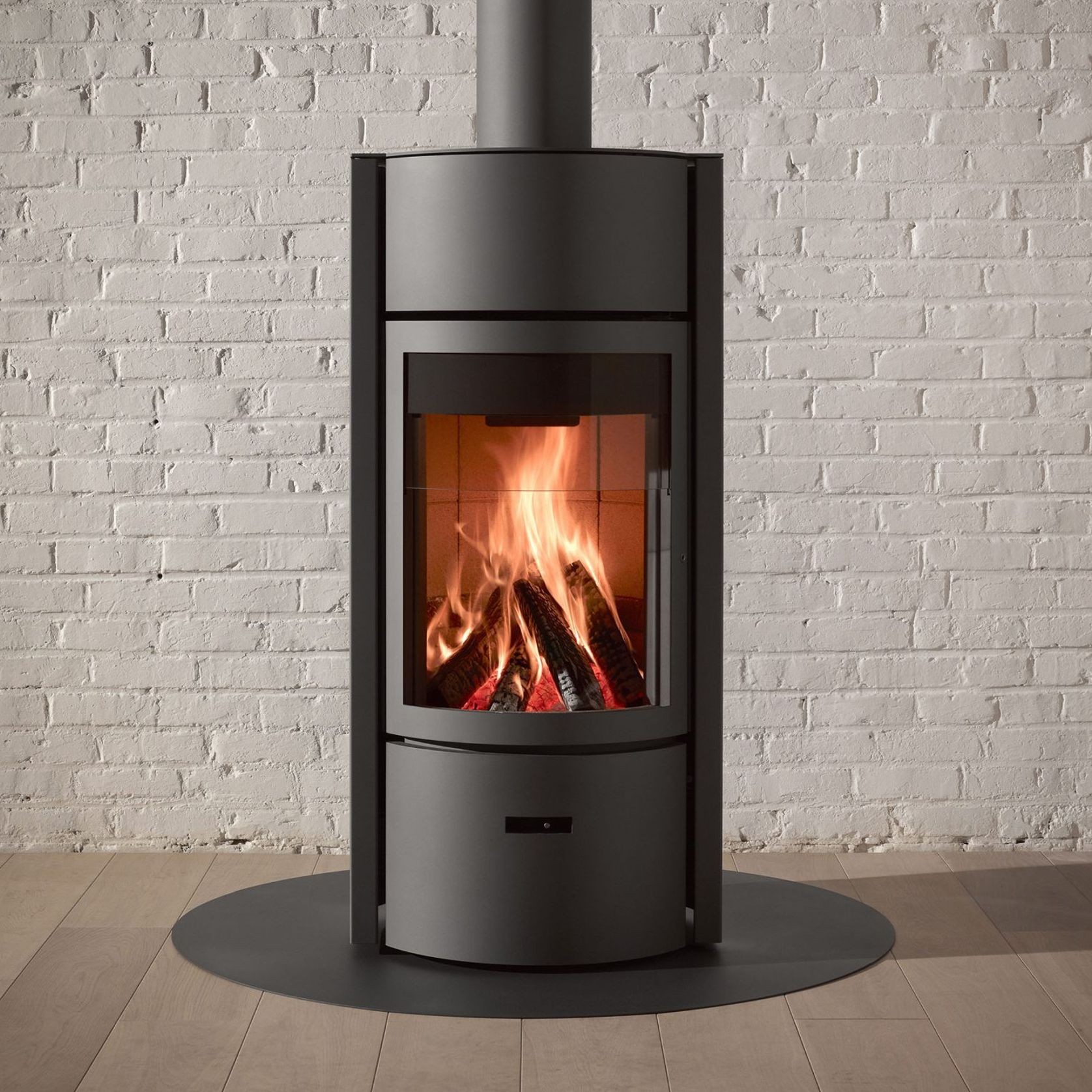 Stuv 30 Low Freestanding Wood Fireplace gallery detail image