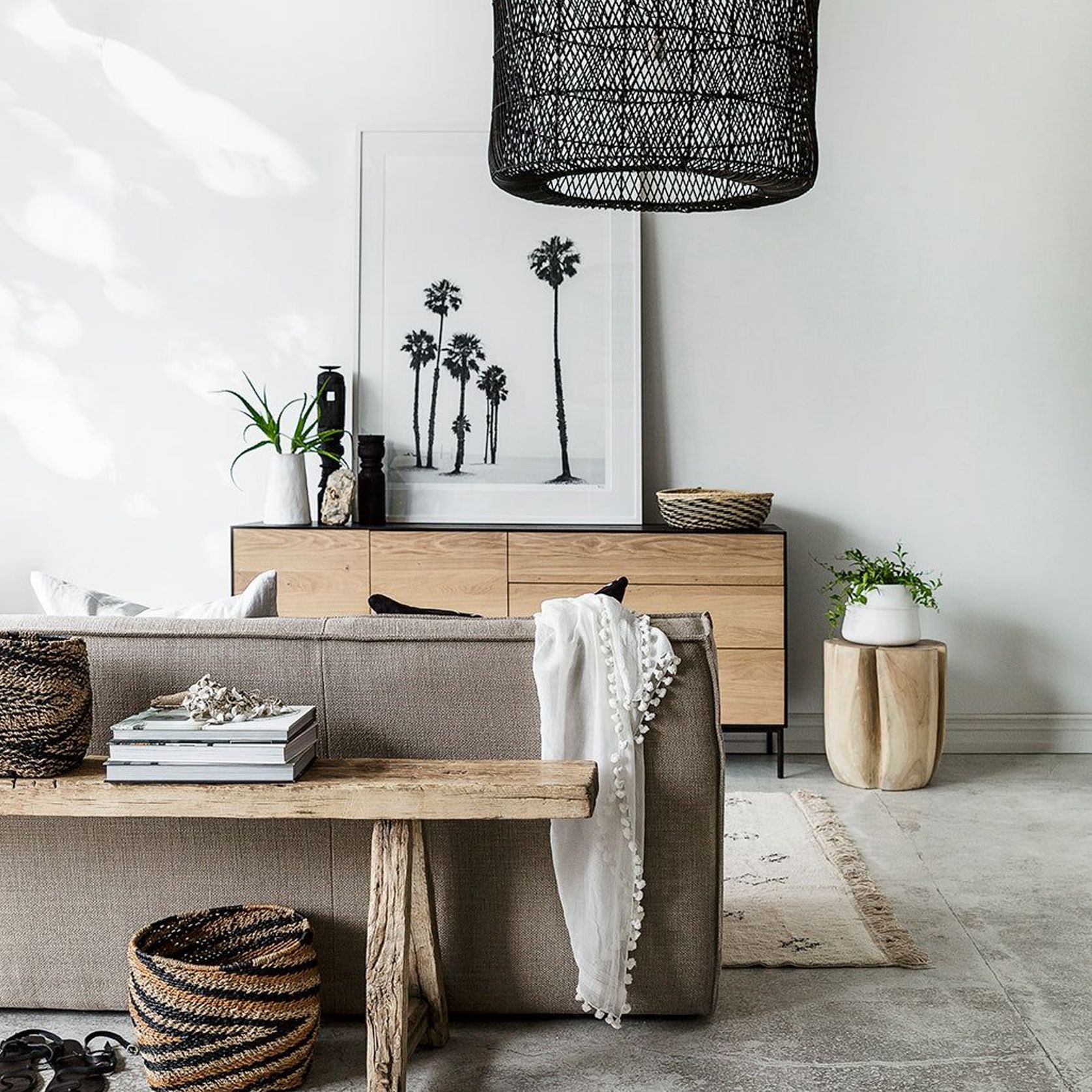 Ethnicraft / Oak Blackbird Sideboard gallery detail image