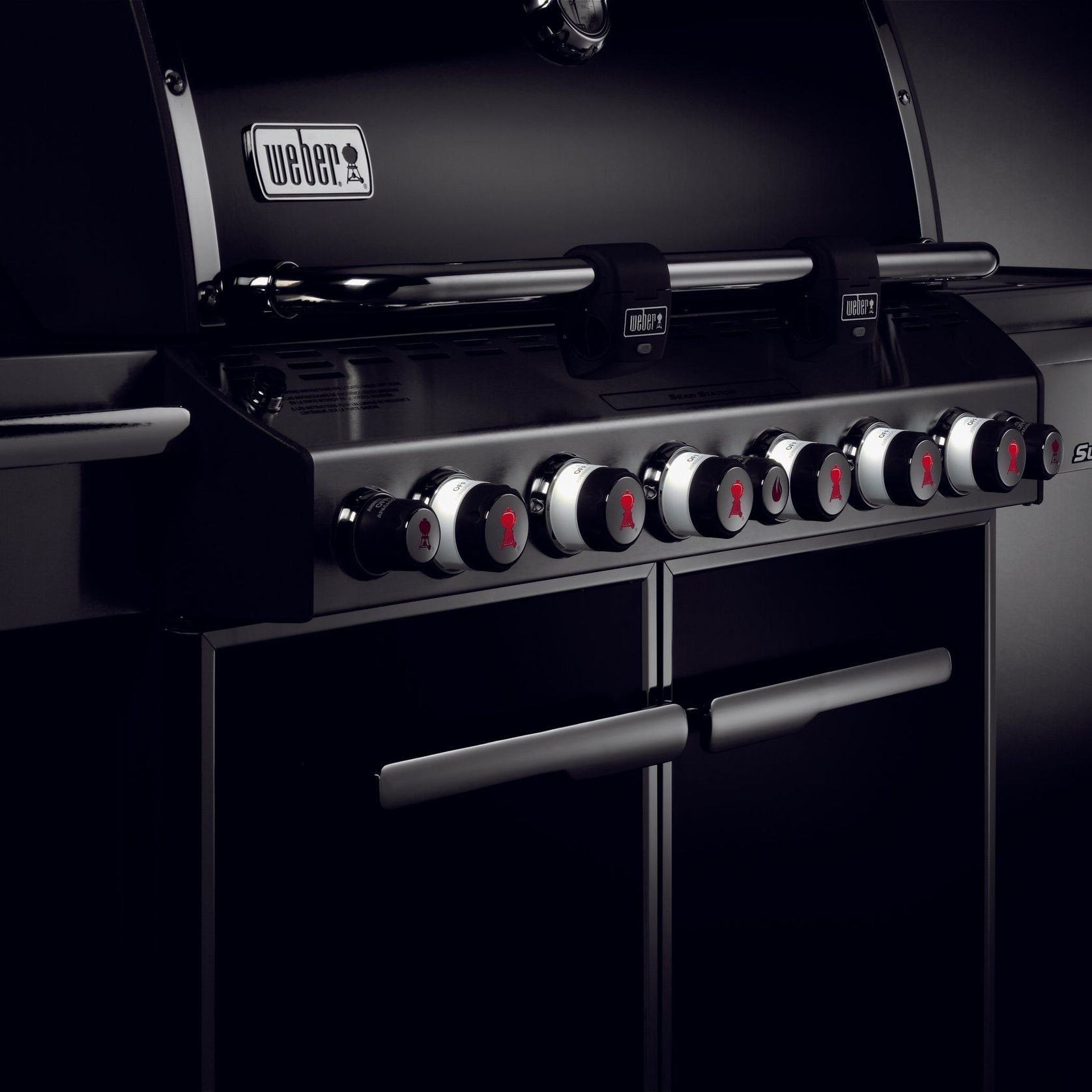 Weber Summit E-670 Grill ULPG Black gallery detail image