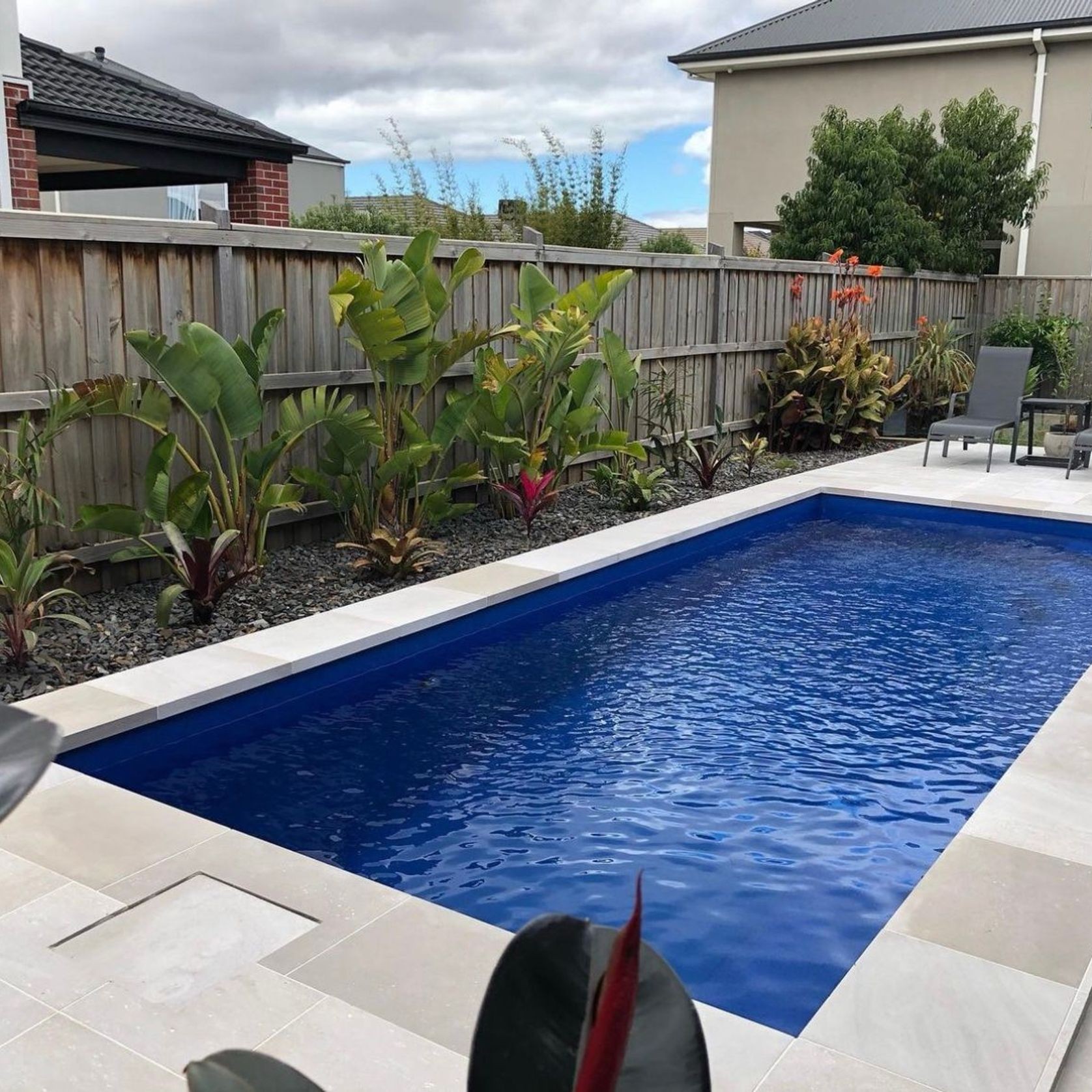Tallin Grey Limestone Pool Coping gallery detail image