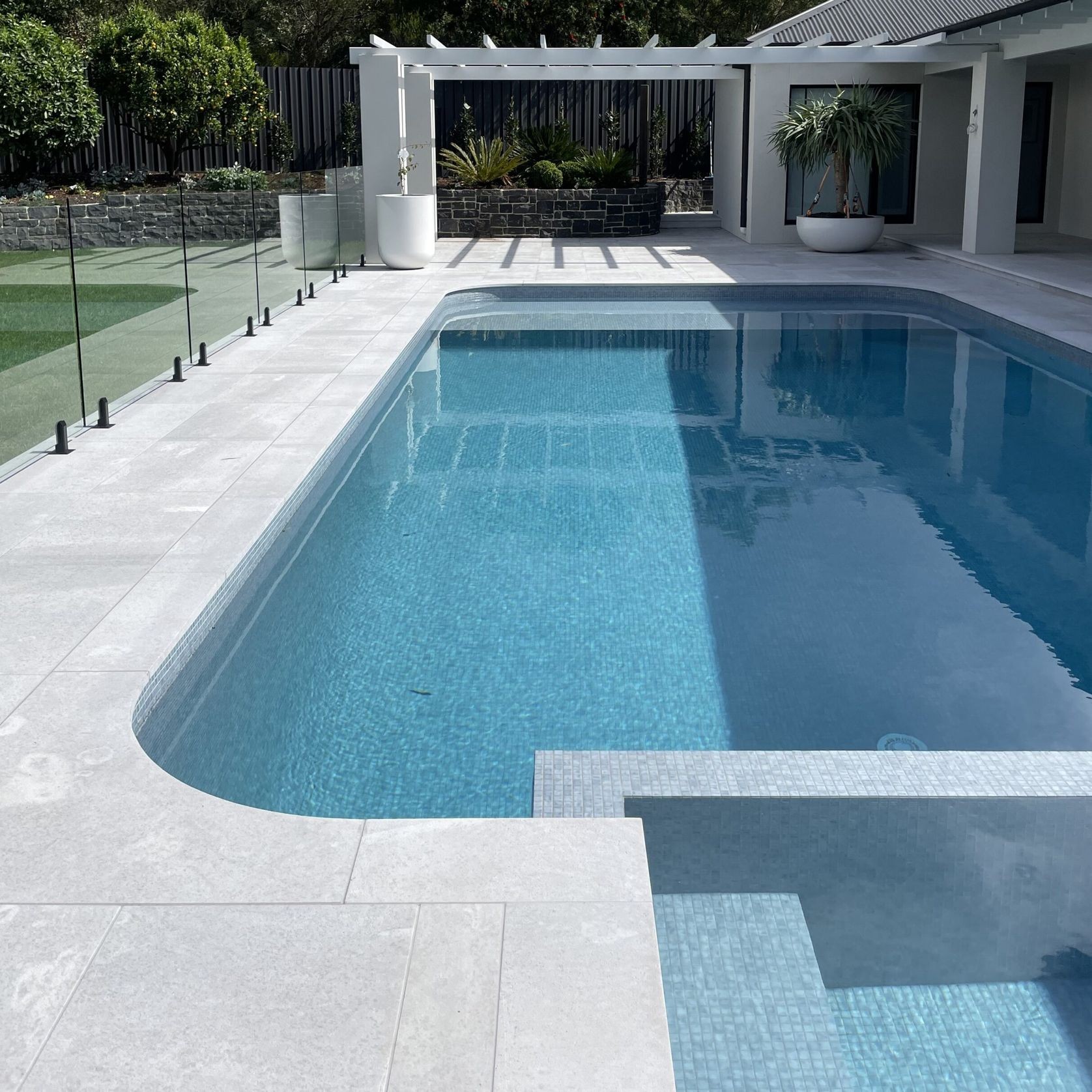 Tallin Grey Limestone Pool Coping gallery detail image