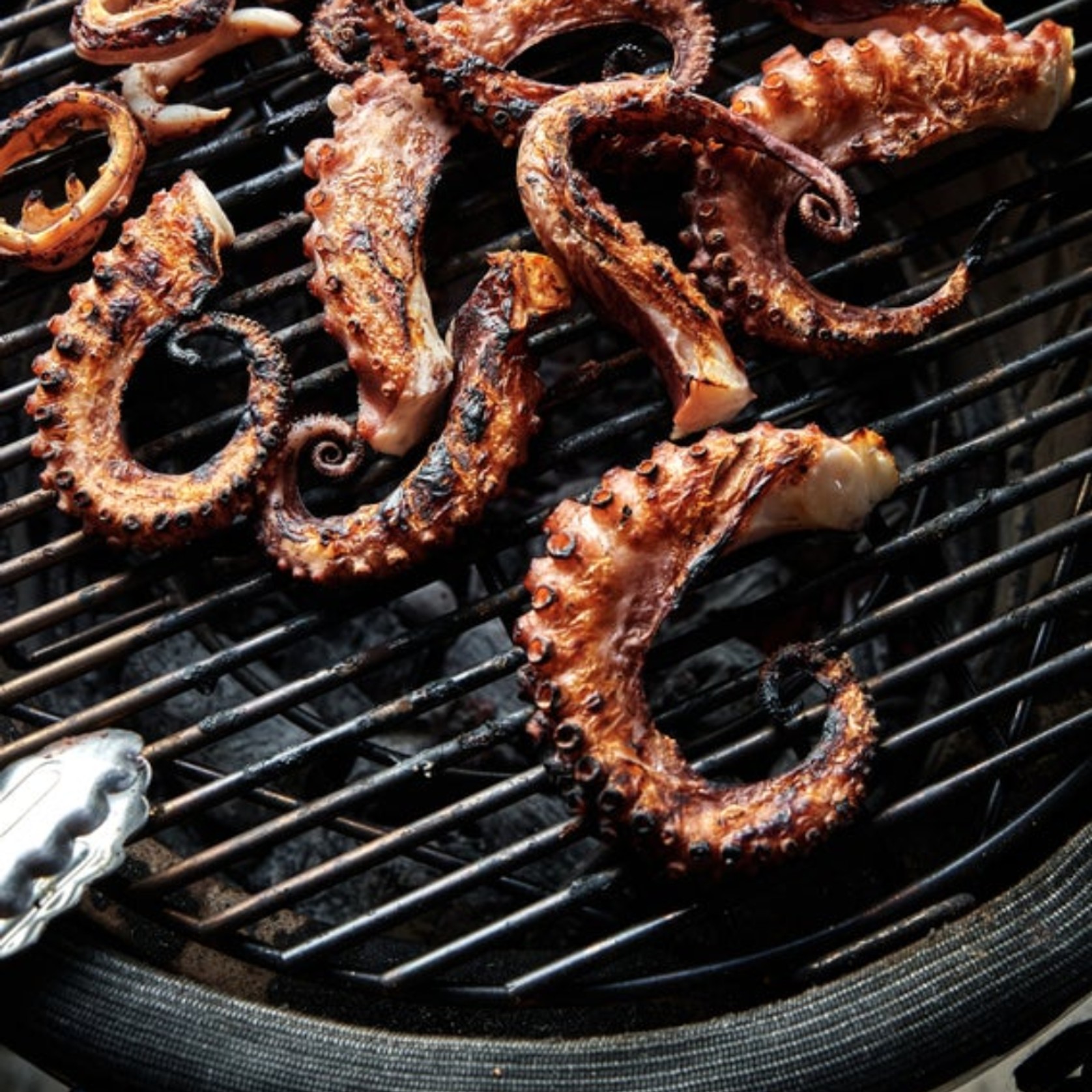 THE BASTARD VX Complete Kamado Charcoal Grill - Large gallery detail image