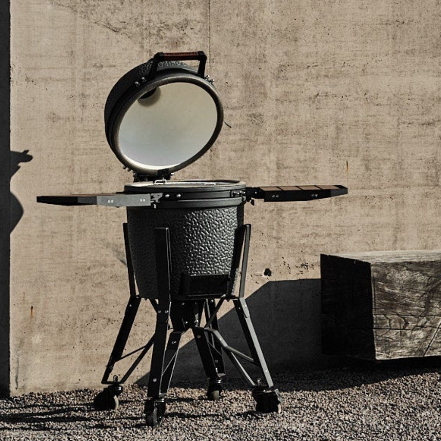 THE BASTARD VX Complete Kamado Charcoal Grill - Large gallery detail image