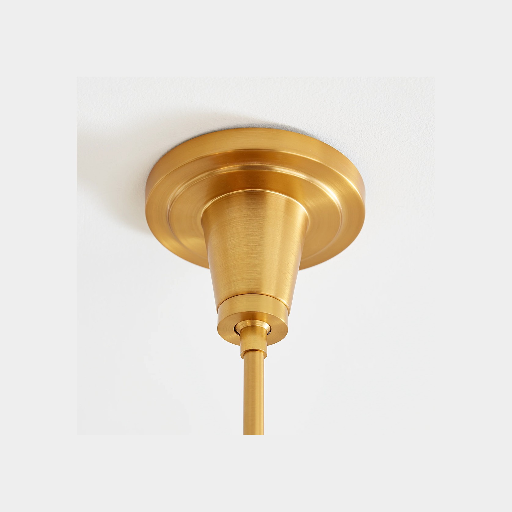 Signoret Large Chandelier gallery detail image