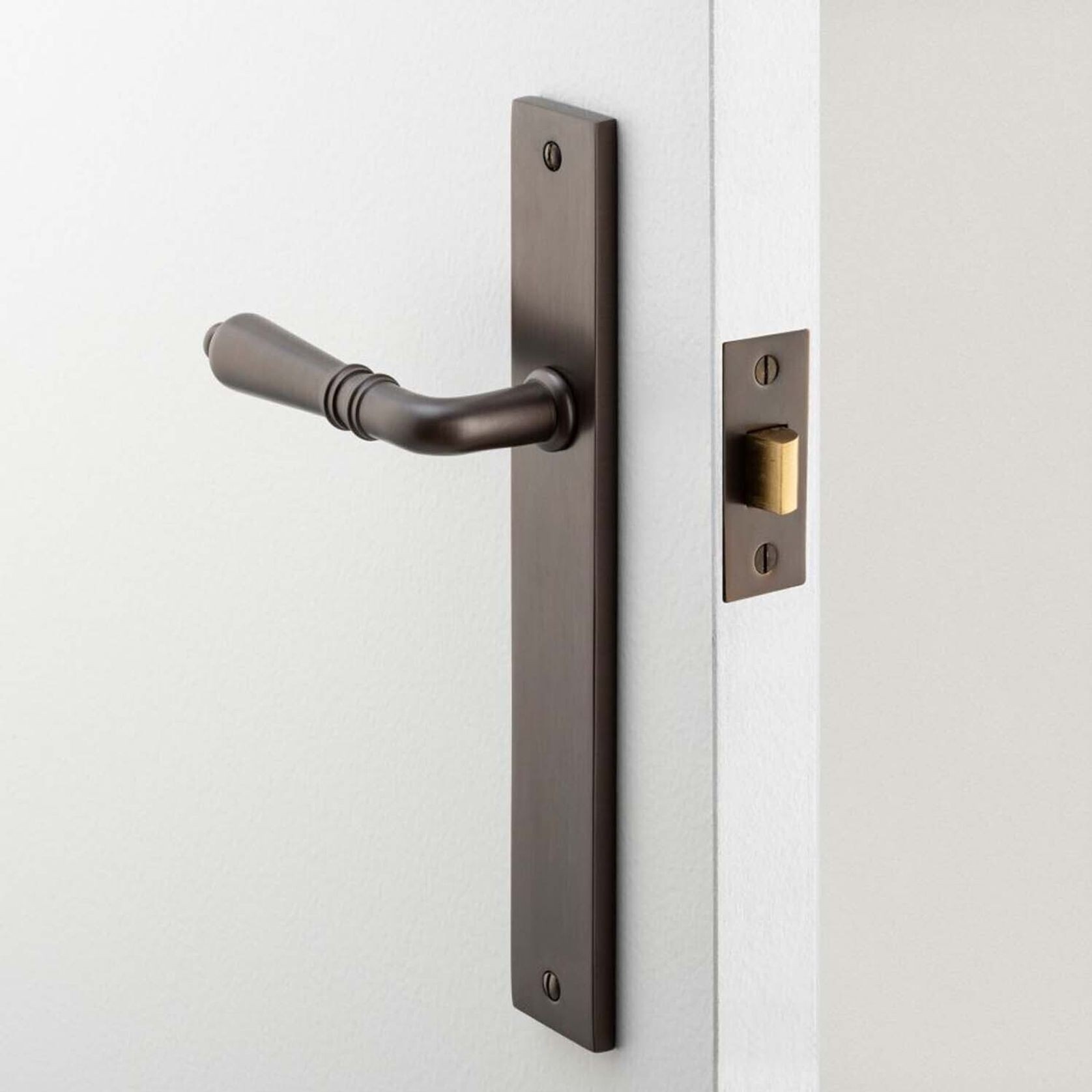 Iver Sarlat Lever on Rectangular Backplate Privacy 85mm Signature Brass 10700P85 - Customise to your need gallery detail image