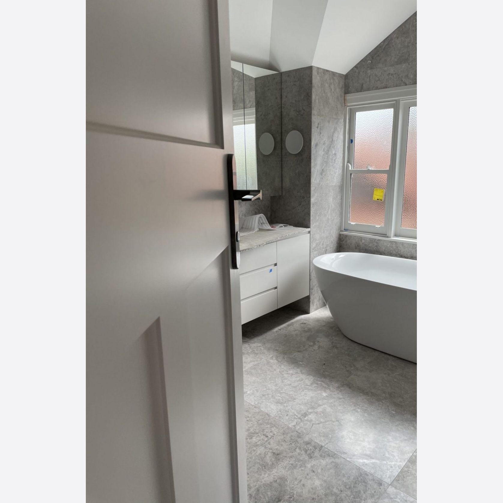 Tundra Grey Honed Limestone Tiles gallery detail image