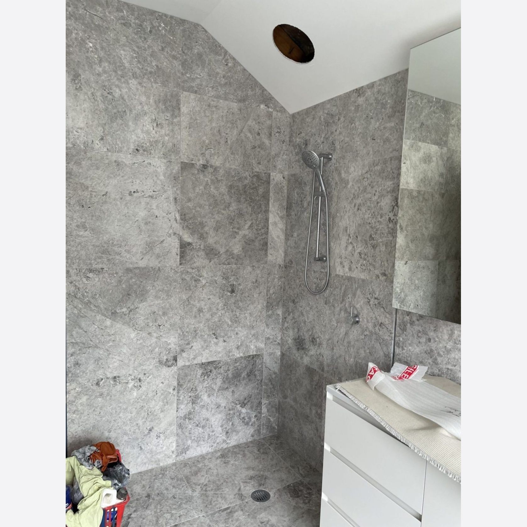 Tundra Grey Honed Limestone Tiles gallery detail image