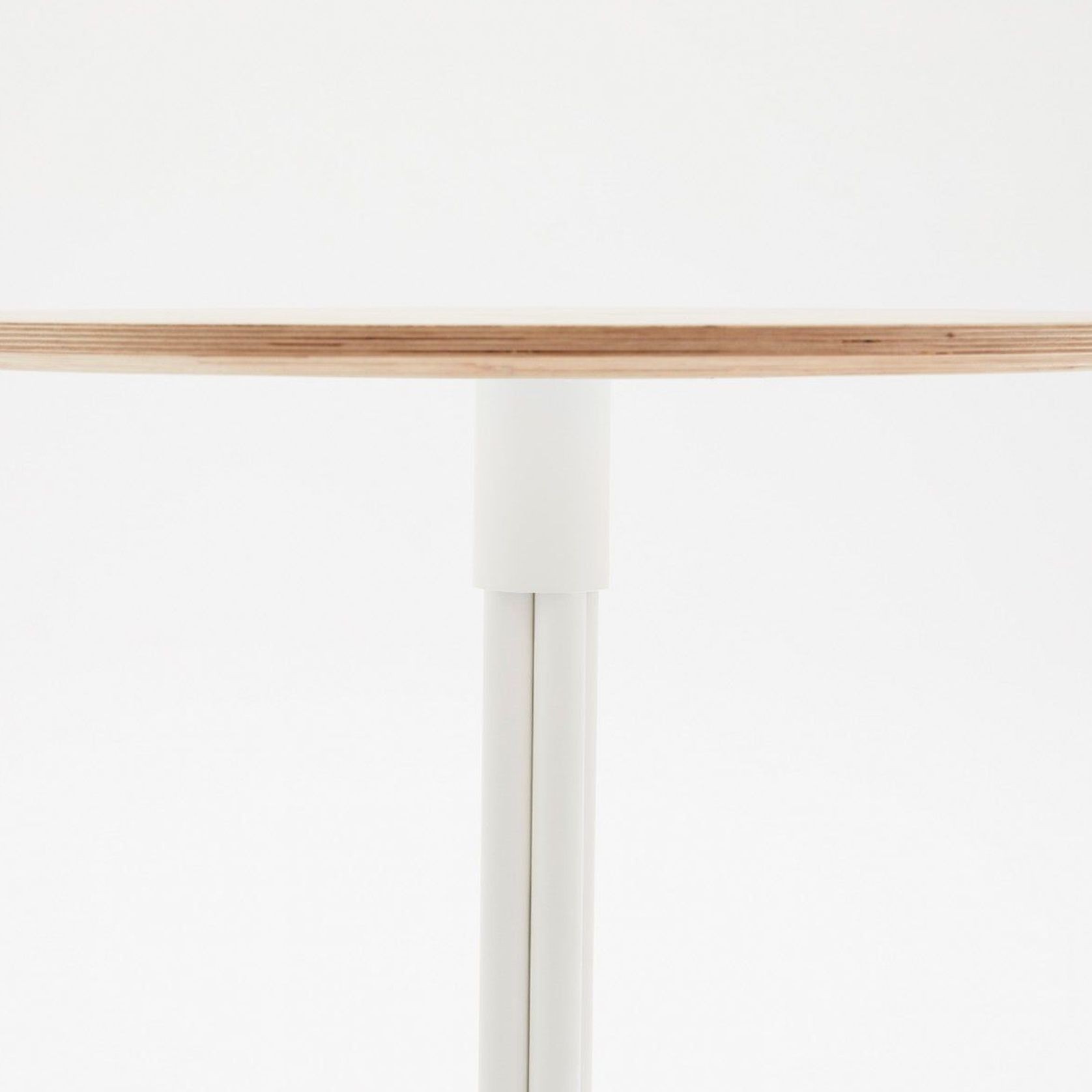 Chase Table - Round gallery detail image