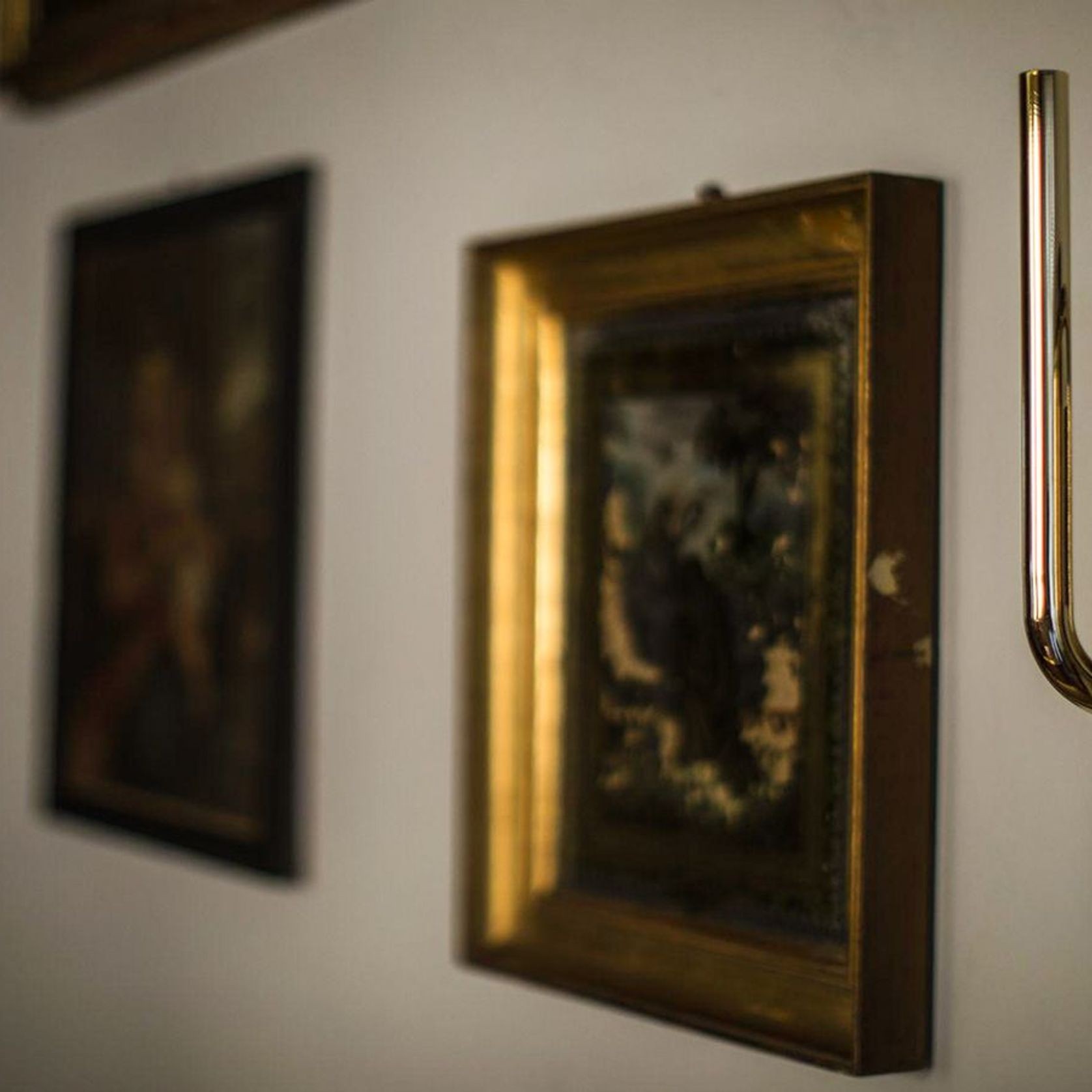 Tobia Wall Lamp with Plug gallery detail image