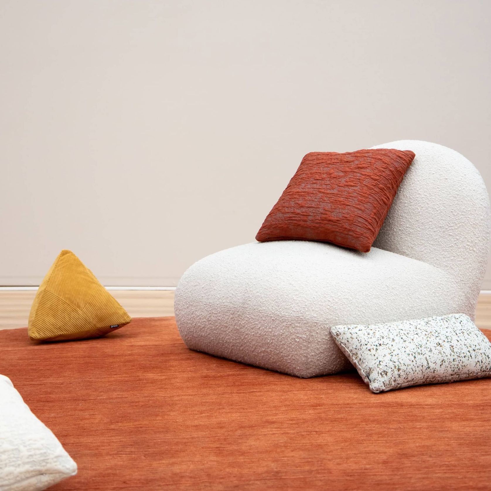 Tangyuan Lounge Chair gallery detail image